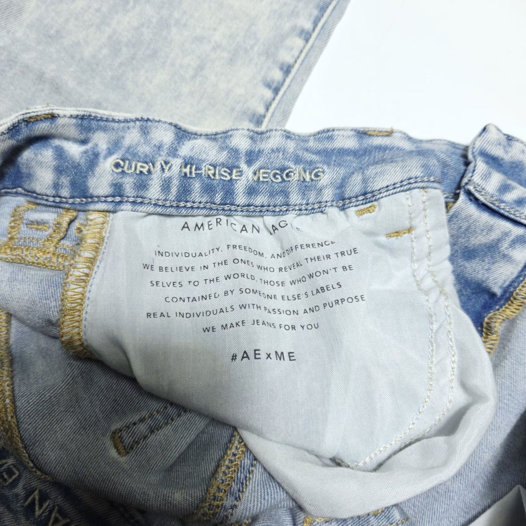 American Eagle Outfitters American Eagle AE Next Level Stretch Curvy Hi-Rise Distressed Jeans Size 14 Women Straight Blue 28in Inseam Regular 24 in Waist Stretch Jeans Size 36" / US 14 / IT 50 - 3 Thumbnail
