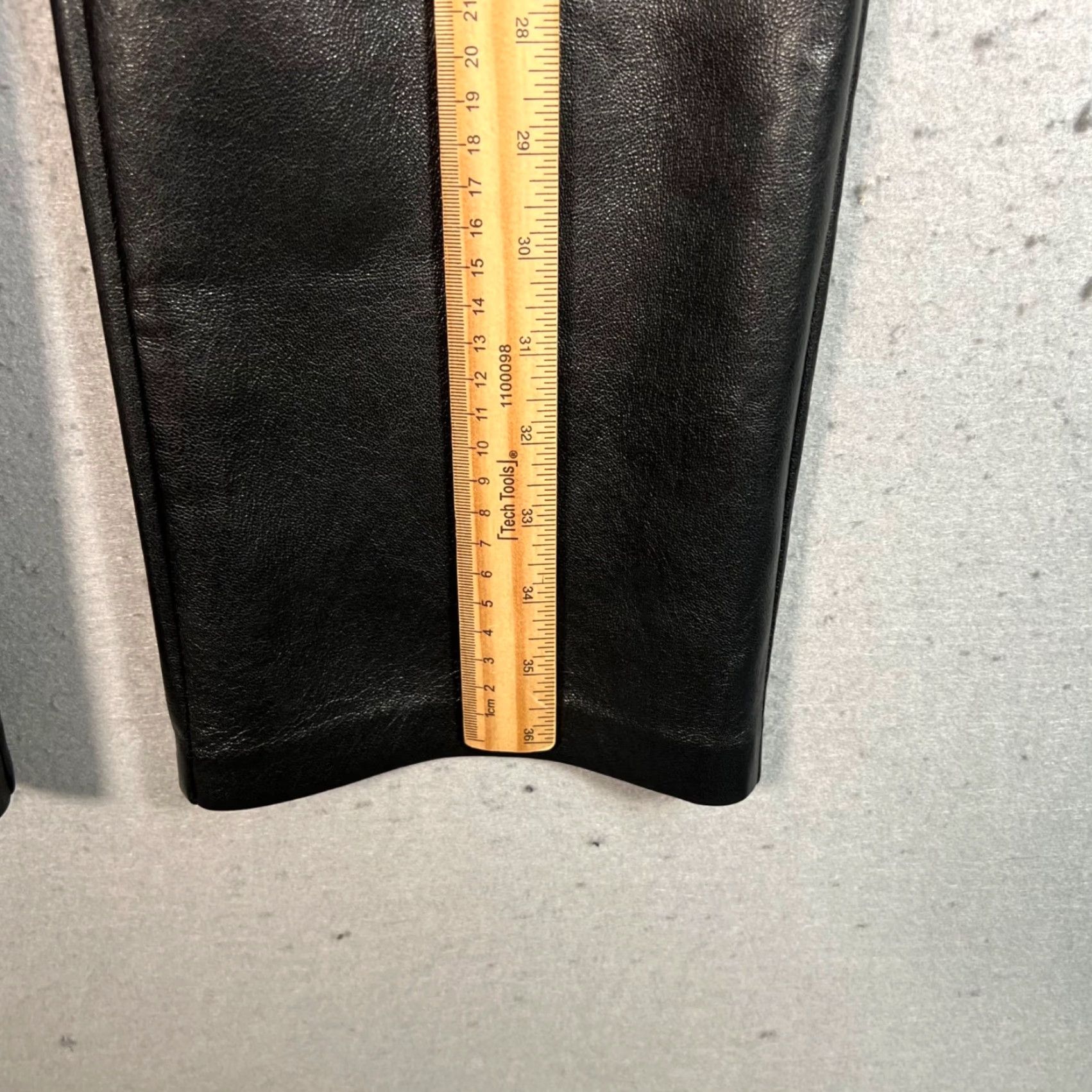 Vintage Wilfred Womens 6 Black Faux Leather Straight Leg Pants Size 28" / US 6 / IT 42 - 7 Thumbnail