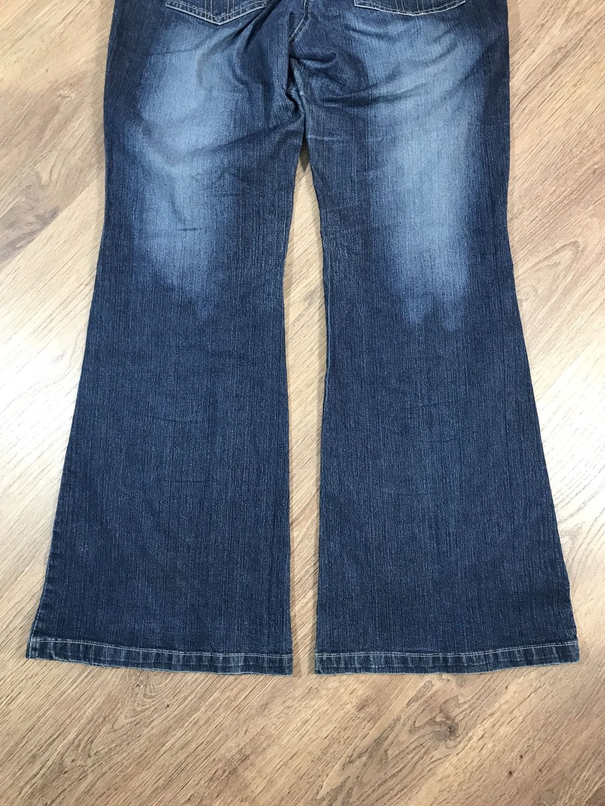 Japanese Brand Vintage Distressed Flared Jeans Size 34" / US 12 / IT 48 - 9 Thumbnail