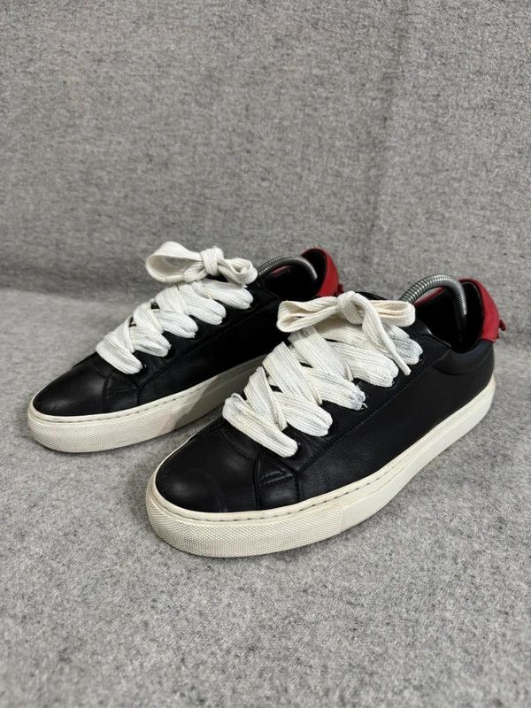 Givenchy Givenchy Paris Urban Street Low Sneakers big laces Black 42 Size US 9 / EU 42 - 5 Thumbnail