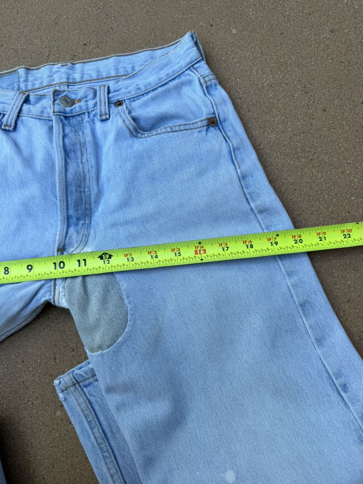 Levi's Vintage 80s Levi’s 501xx Buttonfly Faded Denim Jeans 28x29 Size US 28 / EU 44 - 13 Thumbnail