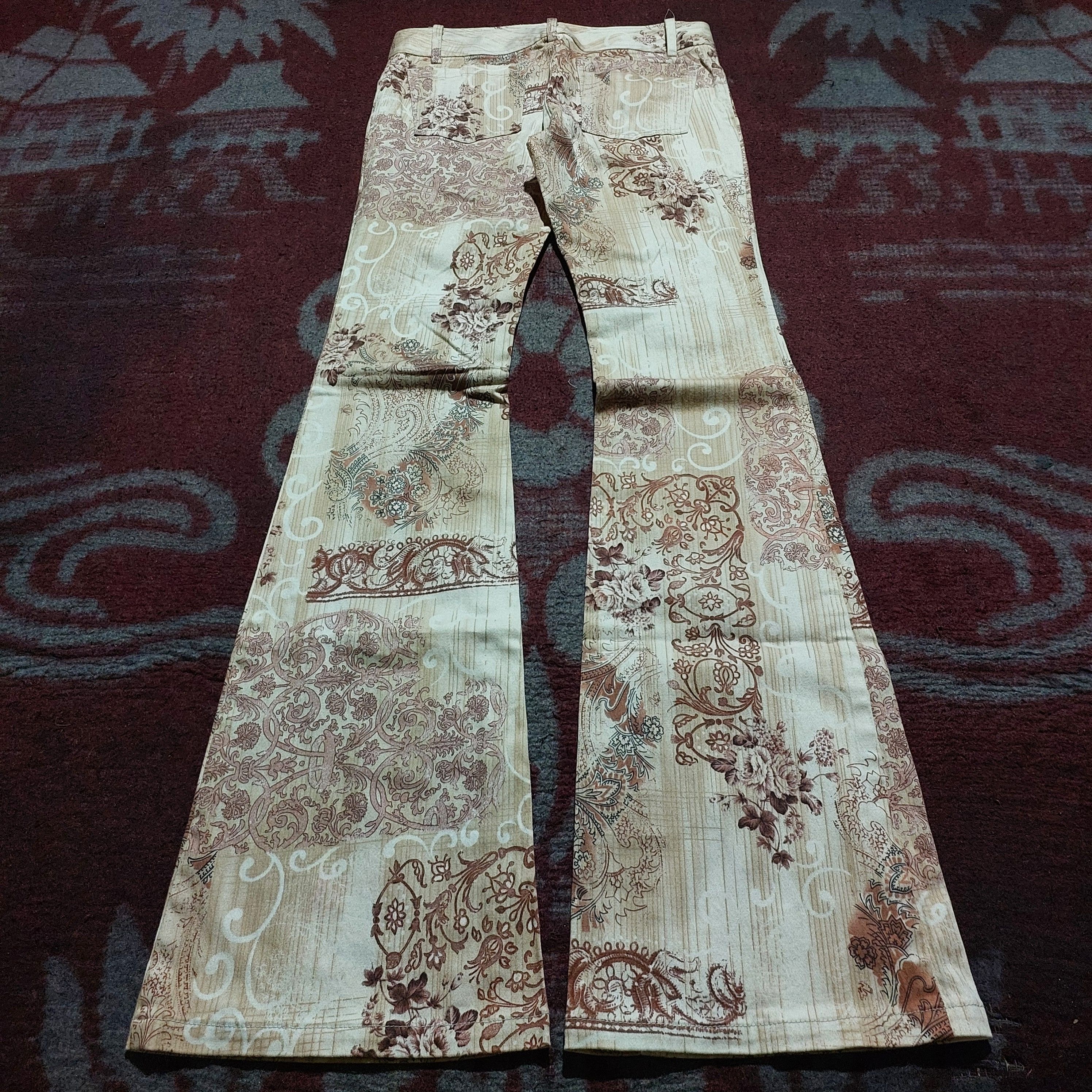 Tornado Mart Tornado Mart Magnolia flower pattern flare pants Size 26" / US 2 / IT 38 - 9 Thumbnail