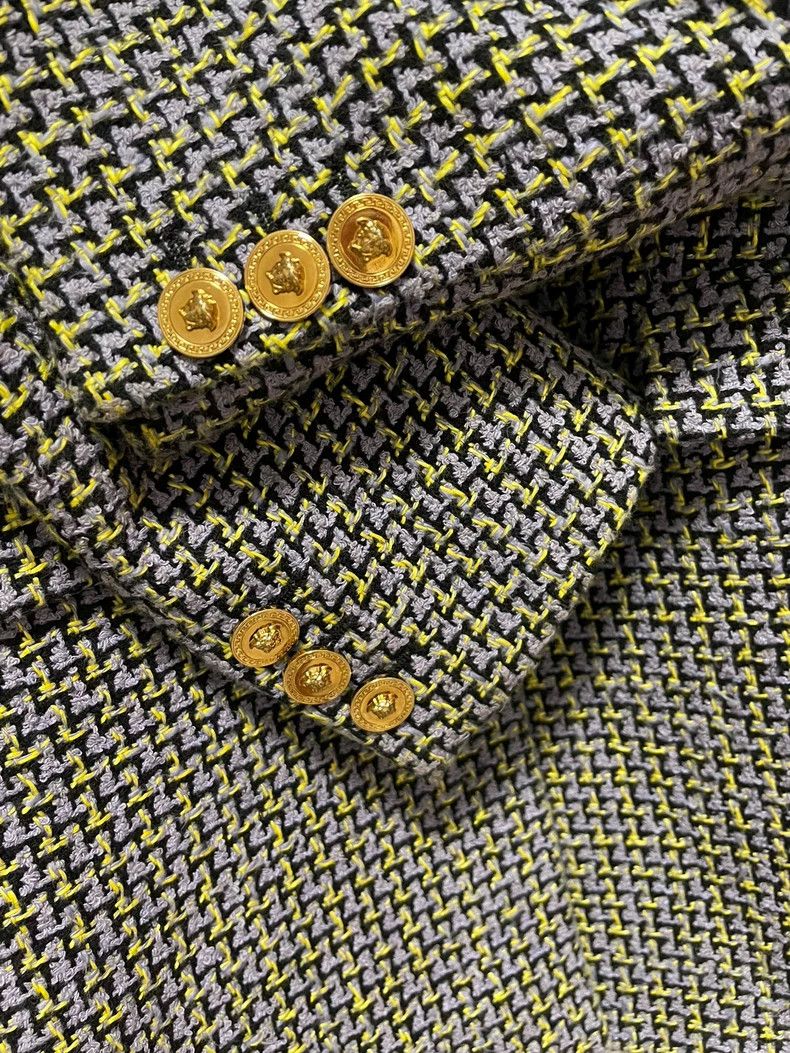 Versace Versace Classic little fragrant blazer Size XS / US 0-2 / IT 36-38 - 6 Thumbnail