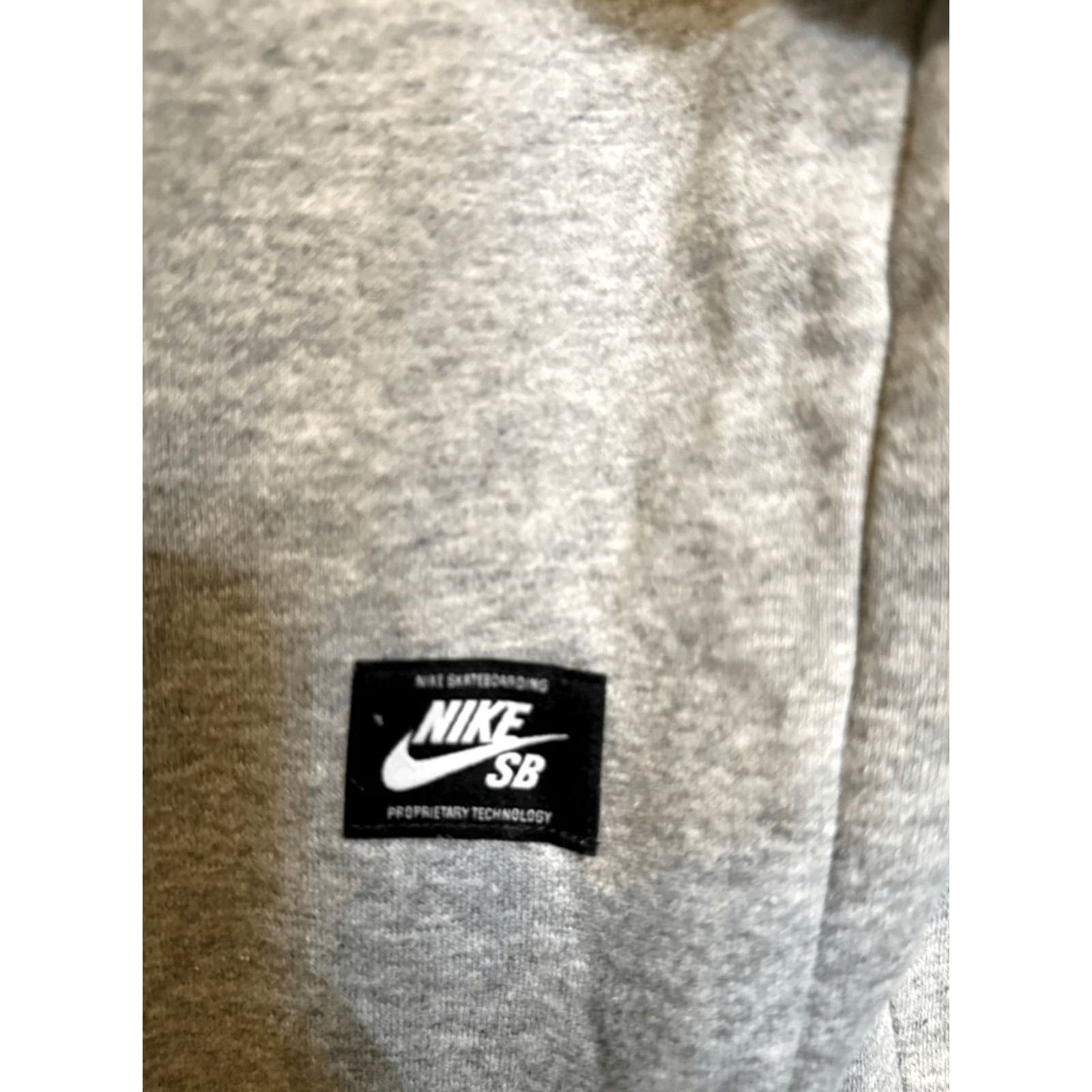 Nike Nike SB Men's Logo Graphic Long Sleeve Pullover Hoodie Gray Small Size US S / EU 44-46 / 1 - 6 Thumbnail