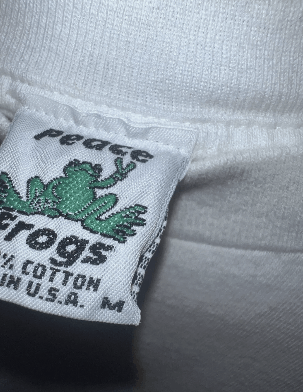Vintage Vintage Peace Frog T Shirt M Size US M / EU 48-50 / 2 - 7 Thumbnail