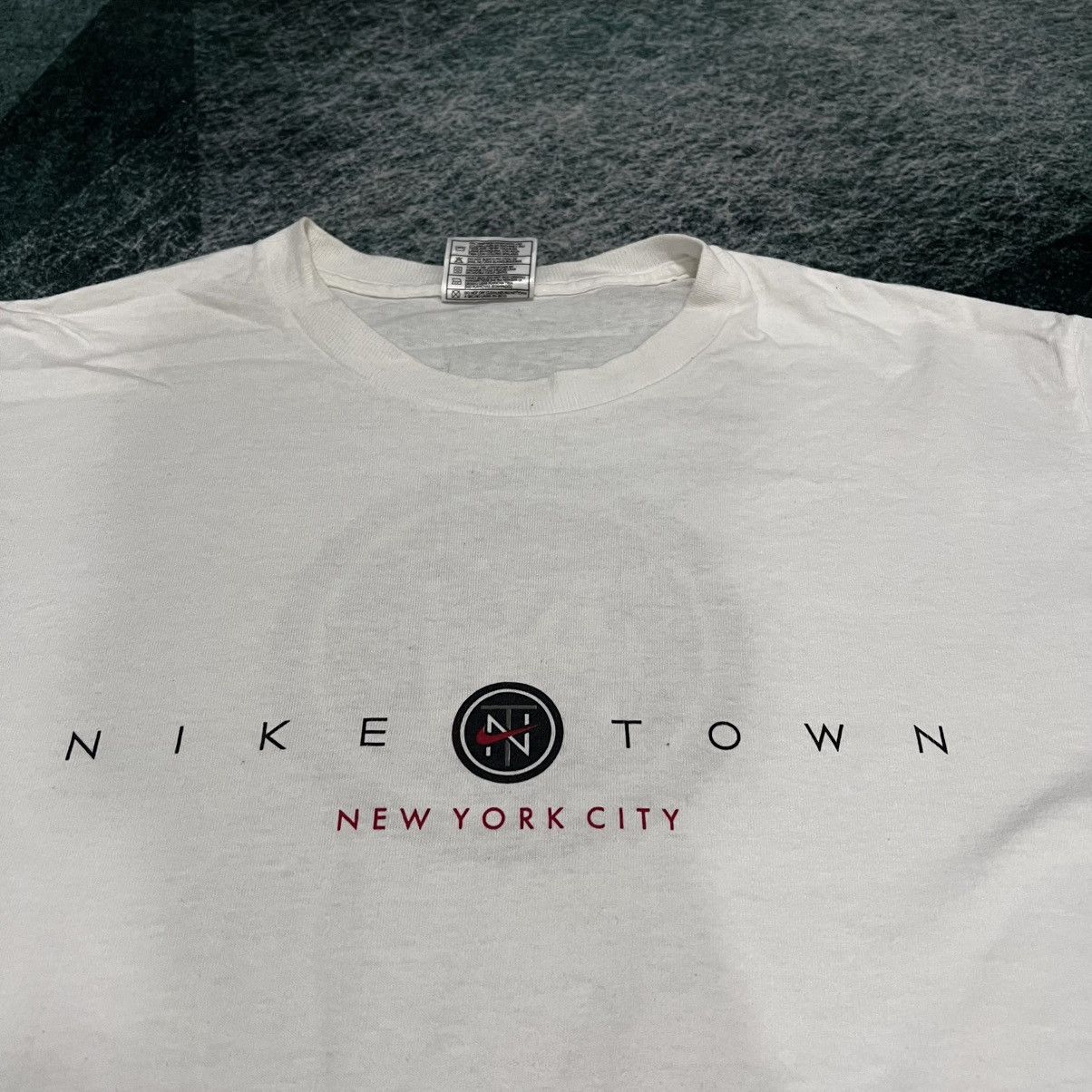 Nike × Vintage vintage niketown Size US M / EU 48-50 / 2 - 2 Thumbnail