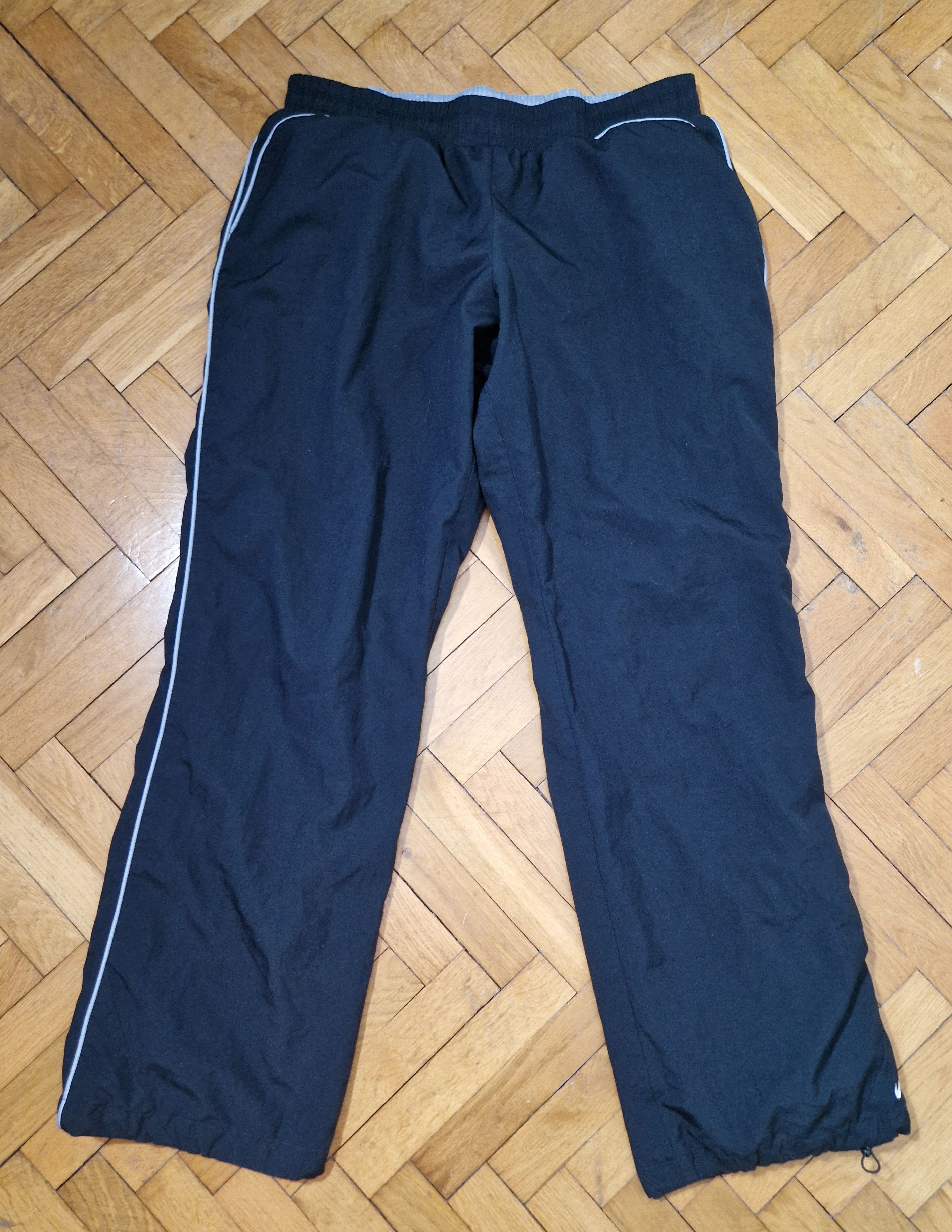 Nike × Vintage Nike vintage nylon track pants Size US 36 / EU 52 - 1 Thumbnail