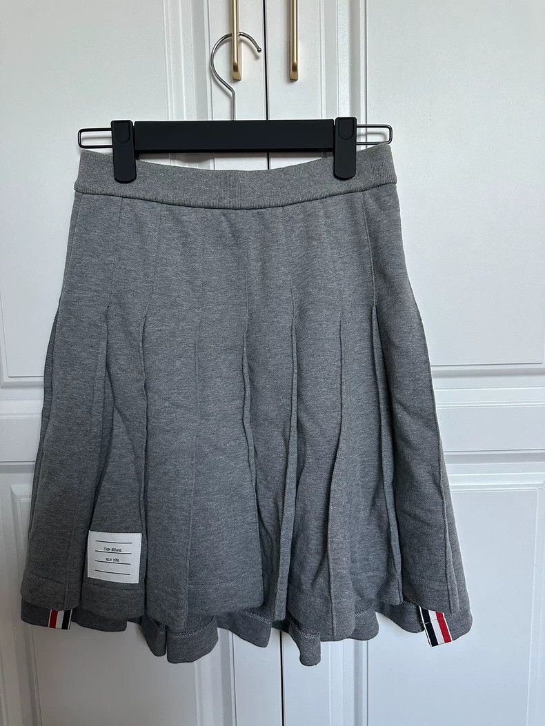 Thom Browne Thom Browne Grey pleated skirt Size 25" / US 0 / IT 36 - 2 Thumbnail