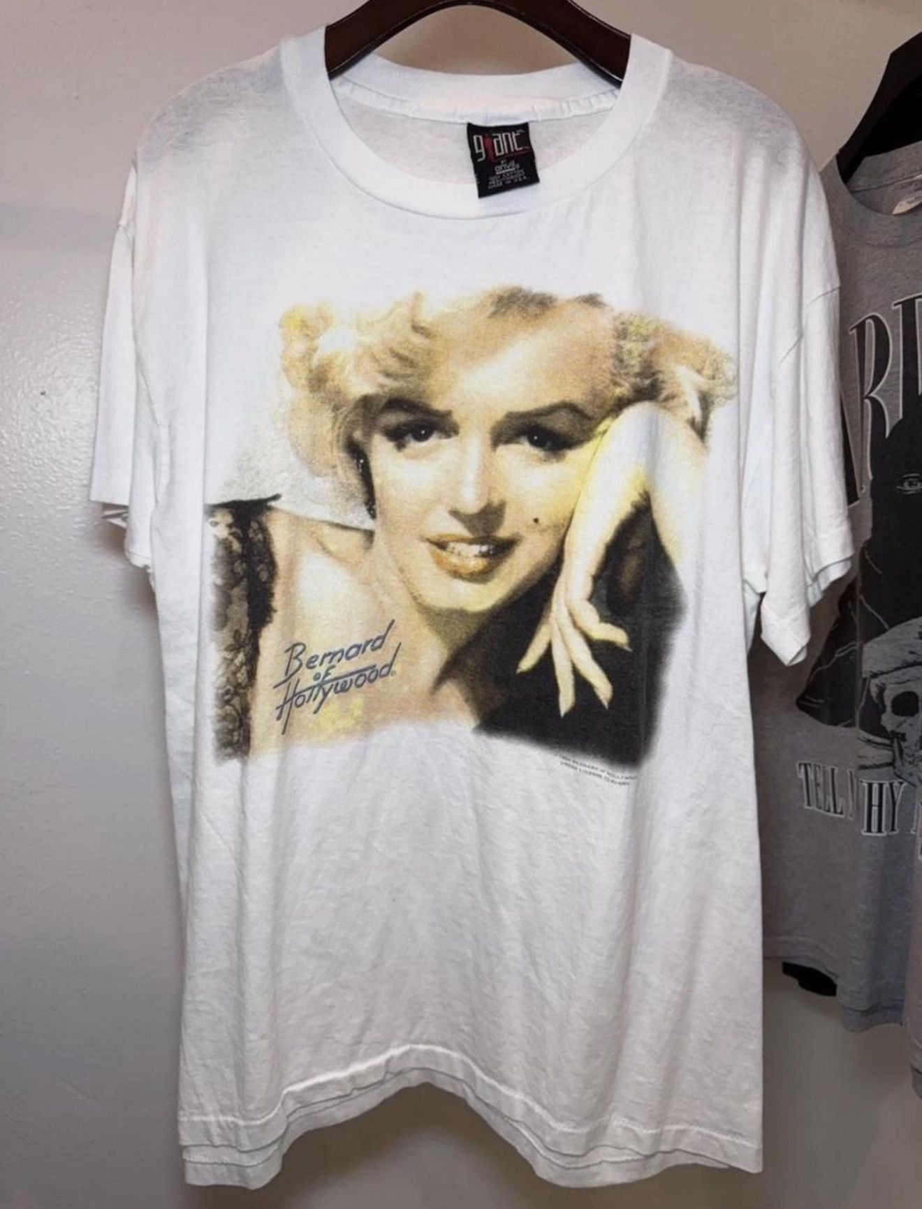 Giant Vintage Marilyn Monroe portrait tee Size US XL / EU 56 / 4 - 1 Thumbnail