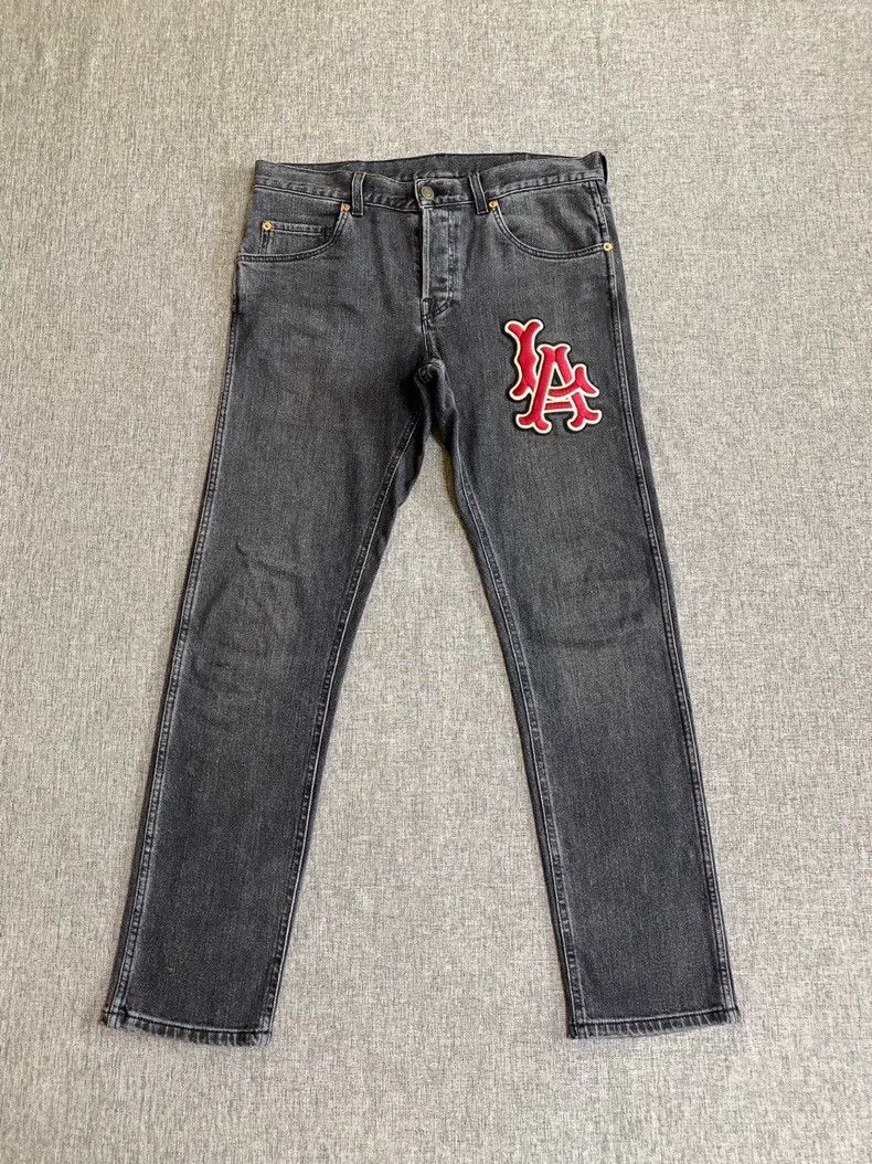 Gucci Gucci Mlb co-branded LA embroidery behind graffiti logo jea Size US 32 / EU 48 - 1 Thumbnail