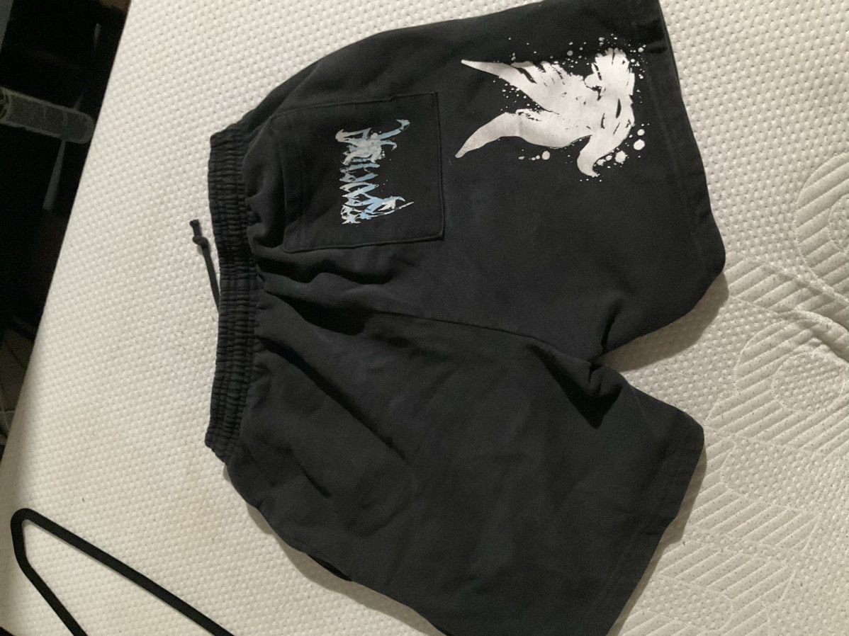 Revenge Revenge Annuel Shorts RIP Size US 30 / EU 46 - 2 Thumbnail
