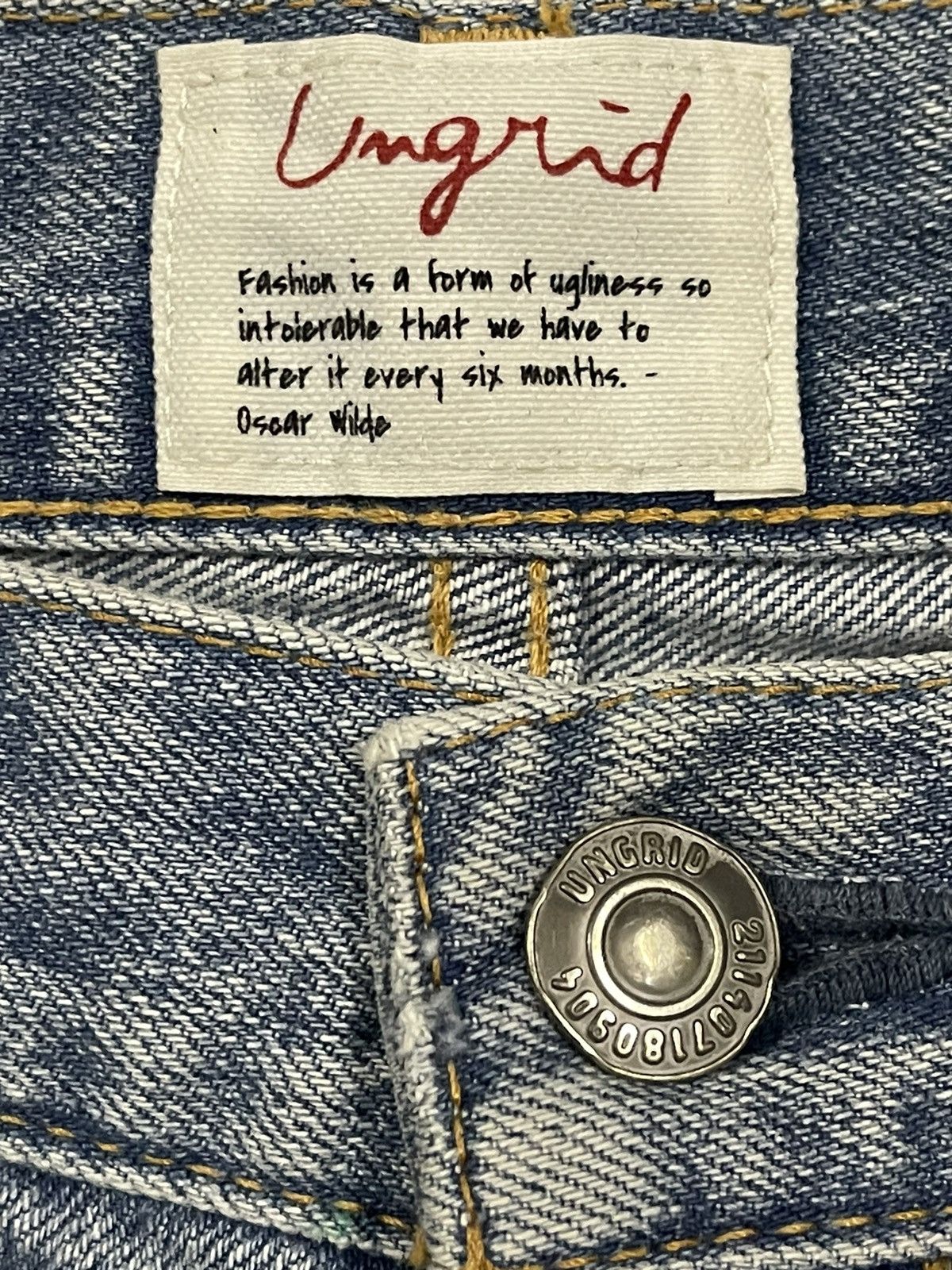 In The Attic Vintage Japanese Brand Blue Wash Distressed Flare Jeans Size US 28 / EU 44 - 7 Thumbnail