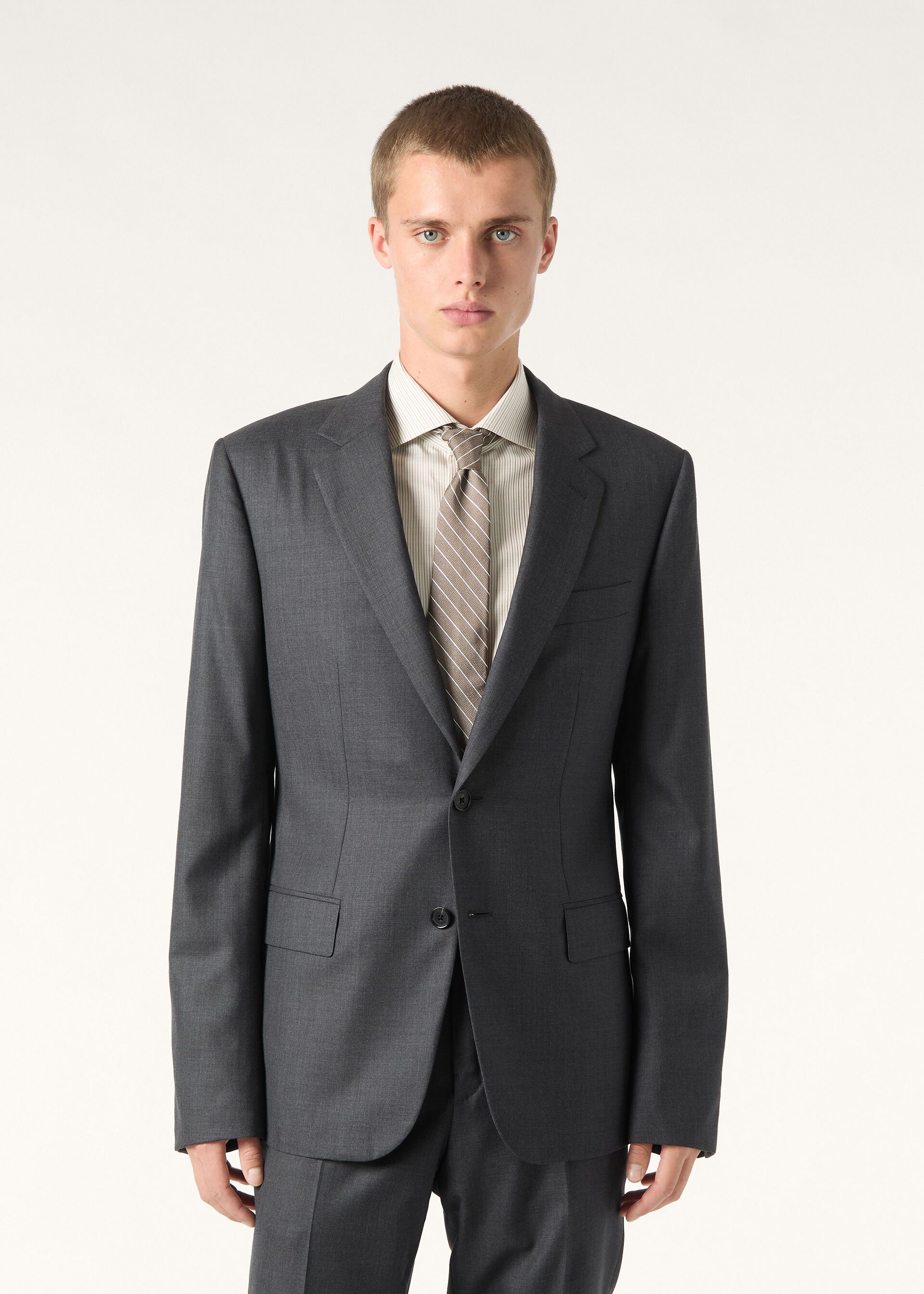 Loro Piana os11x0426 FAP3125 International Suit in Dark Graphite Size US L / EU 52-54 / 3 - 8 Thumbnail