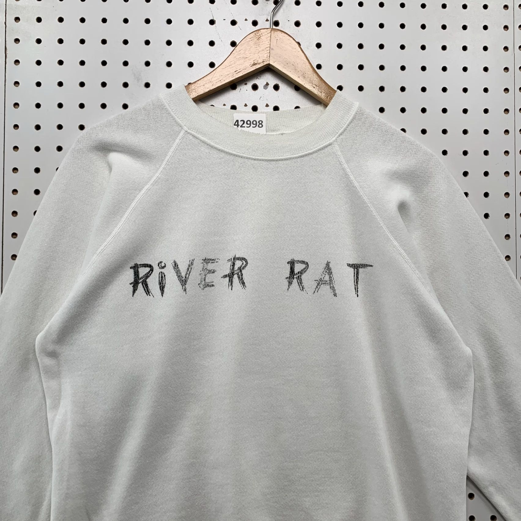 Hanes VINTAGE Hanes River Rat Sweatshirt Mens XL White Pullover 80s USA Made Crew Neck Fleece Cotton/Polyester Size US XL / EU 56 / 4 - 3 Thumbnail