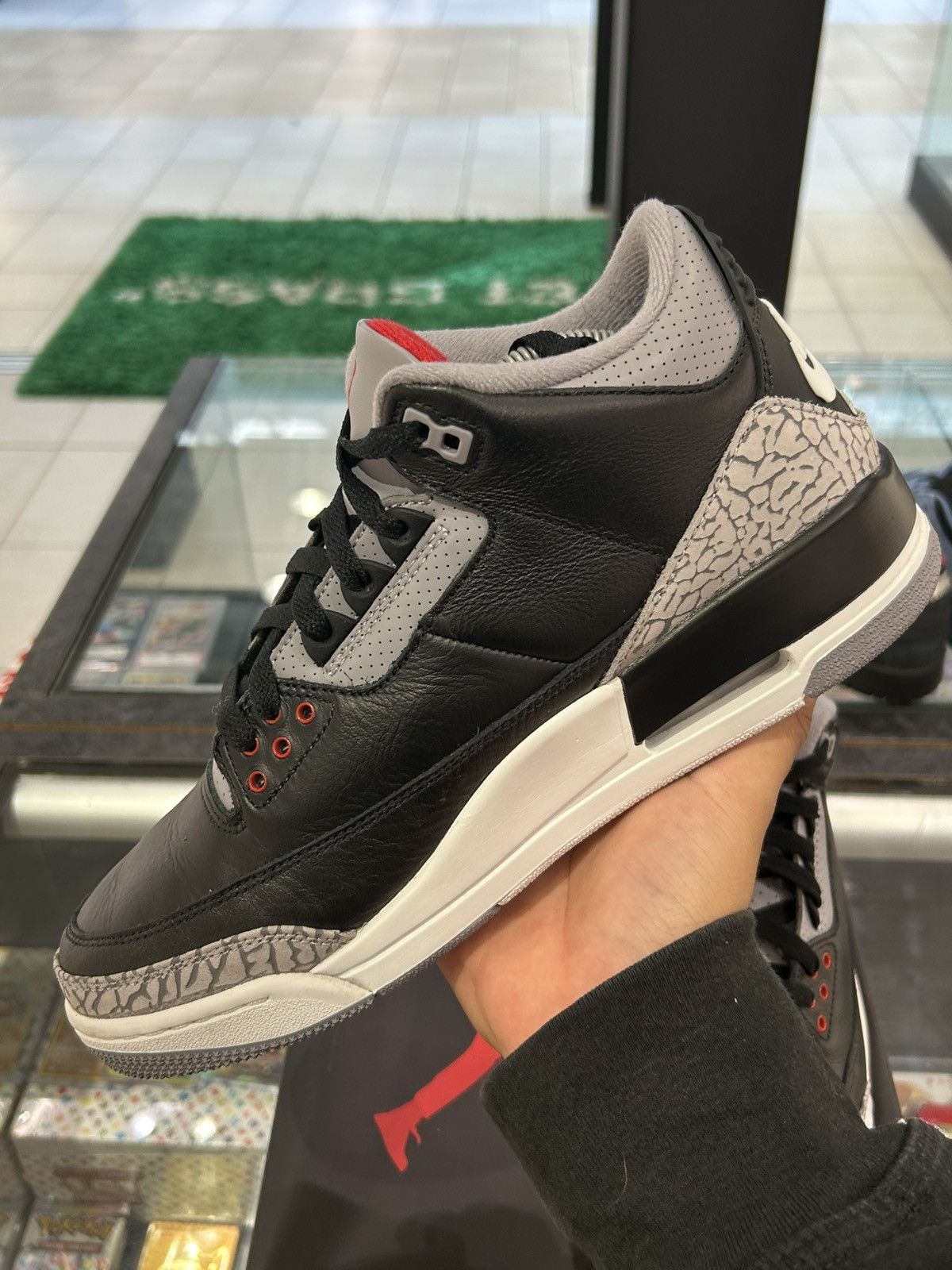 Jordan Brand Jordan 3 black cement 2024 Size US 9 / EU 42 - 7 Thumbnail