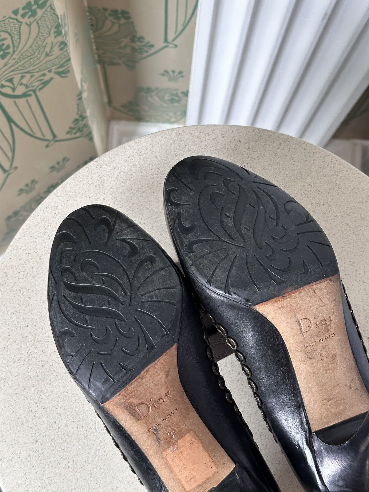 Dior DIOR Black Leather Chain Detail Pumps CD Logo EU 39 / US 9 Size US 9 / IT 39 - 15 Thumbnail
