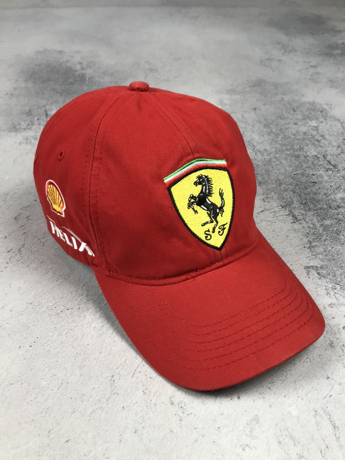 Ferrari × Vintage Vintage Ferrari Shell Helix Cap 90's Red Racing Cap Official Size ONE SIZE - 2 Thumbnail