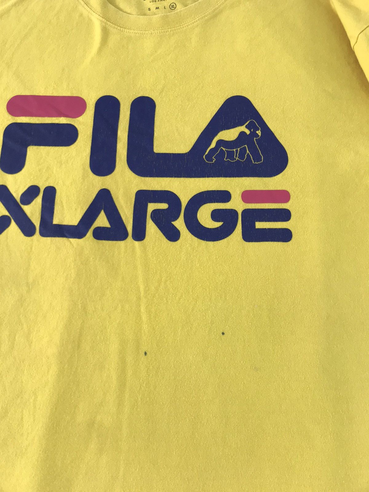 Fila XLarge Los Angeles X Fila Big Logo Spell Out Printed Tee Size US L / EU 52-54 / 3 - 6 Thumbnail
