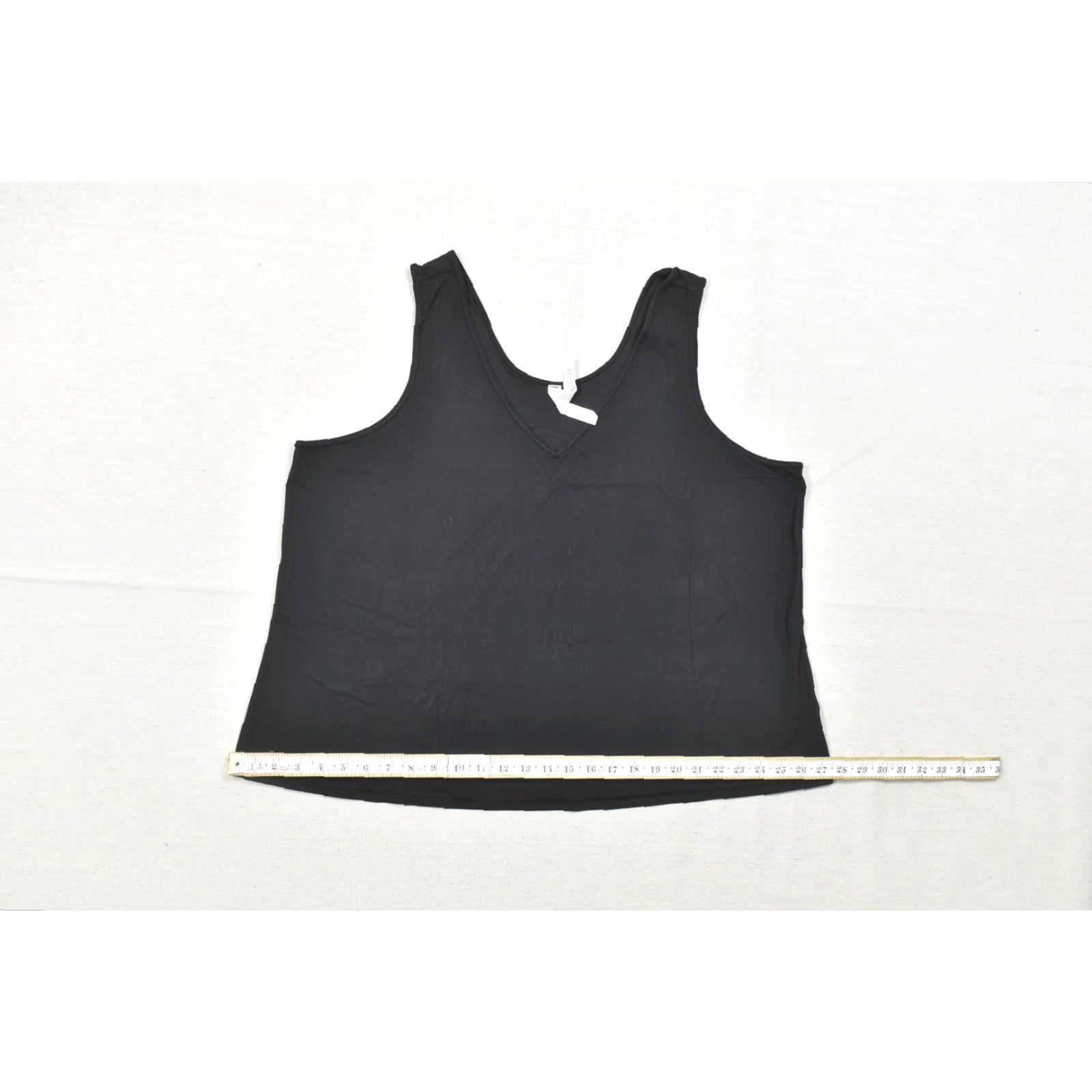 Athleta Athleta Tank Top Camisole Transcend Black Women's 3X Sleeveless V-Neck Basic Activewear Shirt Spring Summer Size XXL / US 16-18 / IT 52-54 - 5 Thumbnail