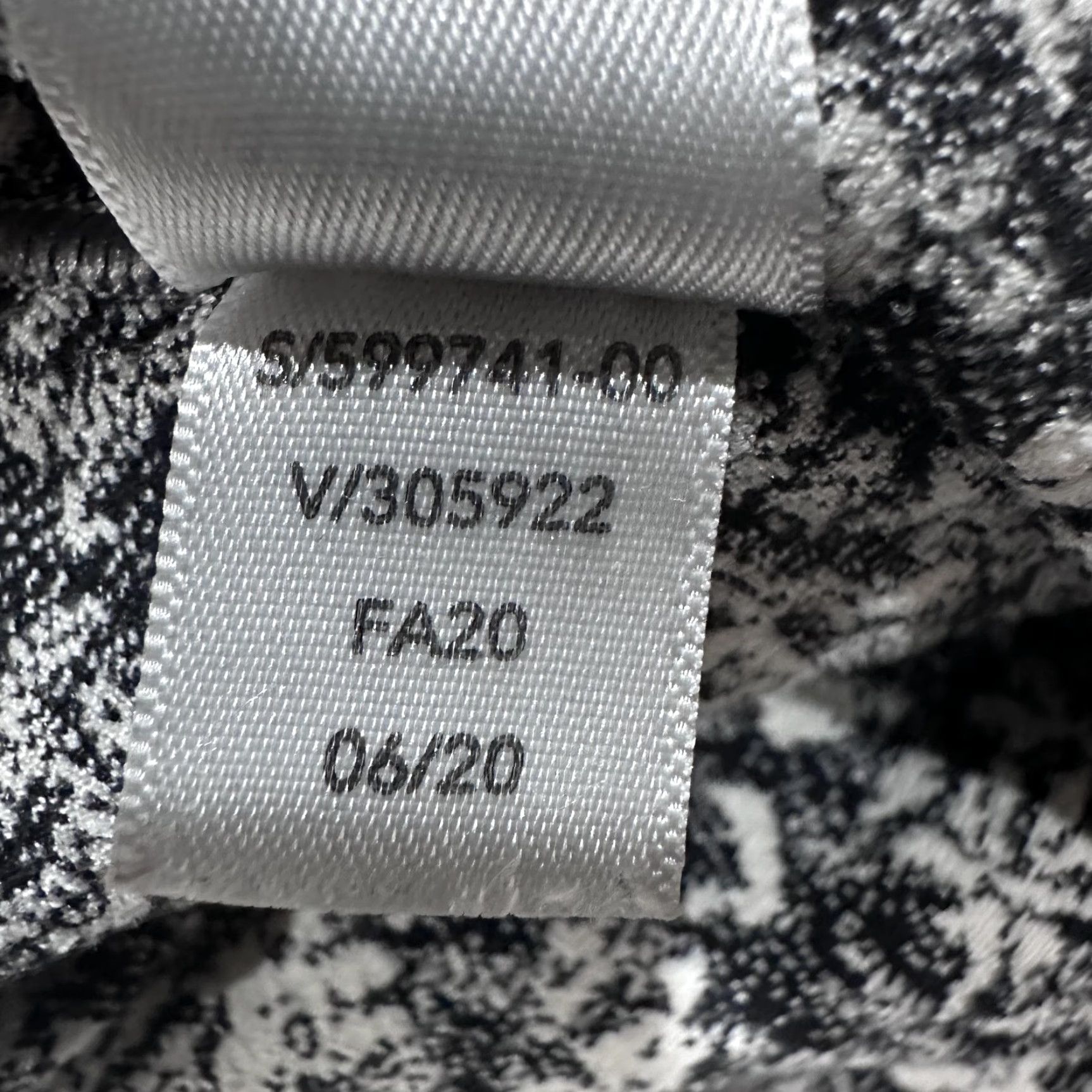 Athleta Athleta Leggings M Gray White Salutation 7/8 Cropped Pockets Slim Knit Jersey Fiber Activewear Womens Size 32" / US 10 / IT 46 - 5 Thumbnail