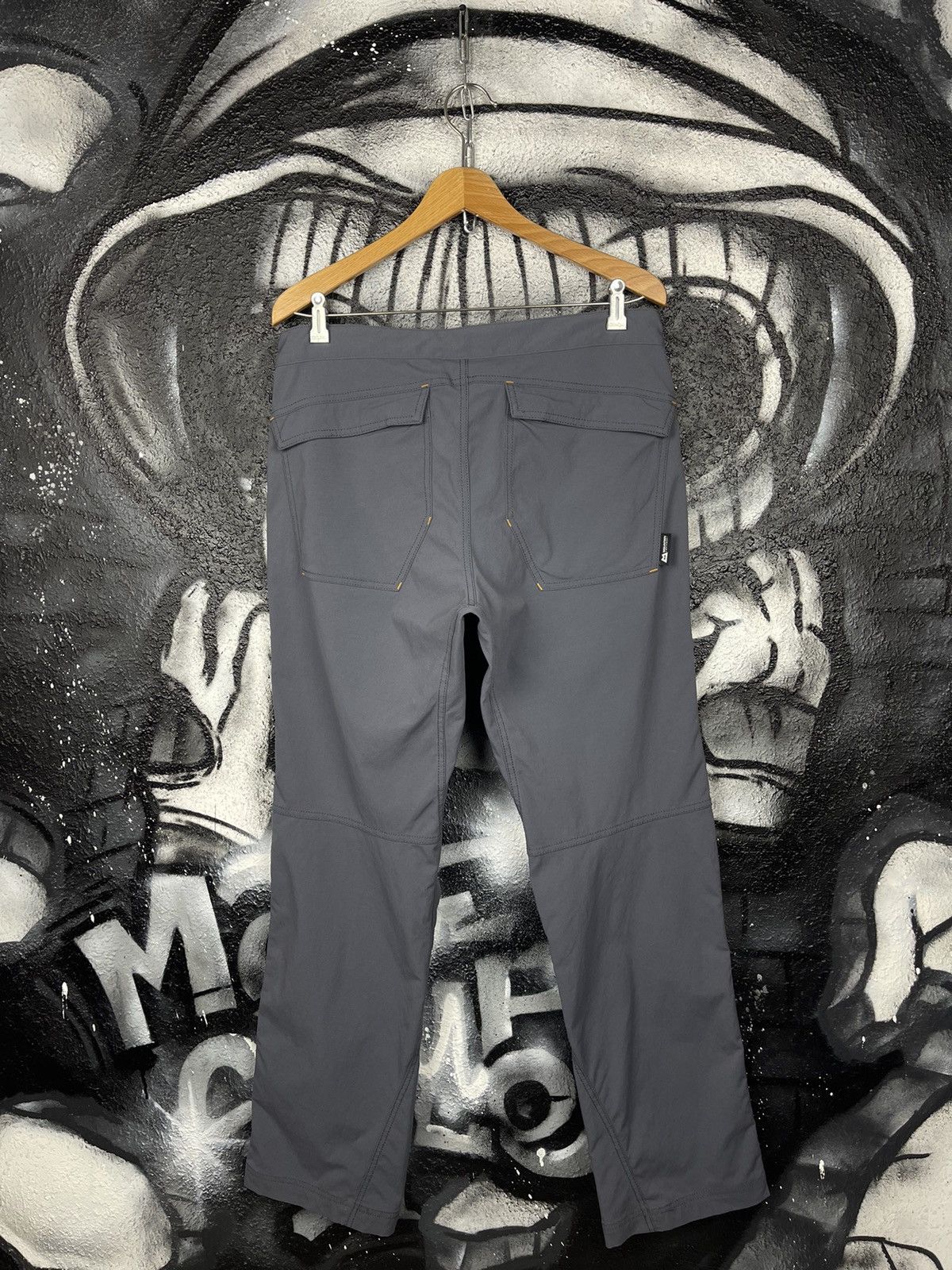 Mountain Equipment Mountain Equipment Outdoor Haking Pants Grey Men’s Size 32 Size US 32 / EU 48 - 10 Thumbnail