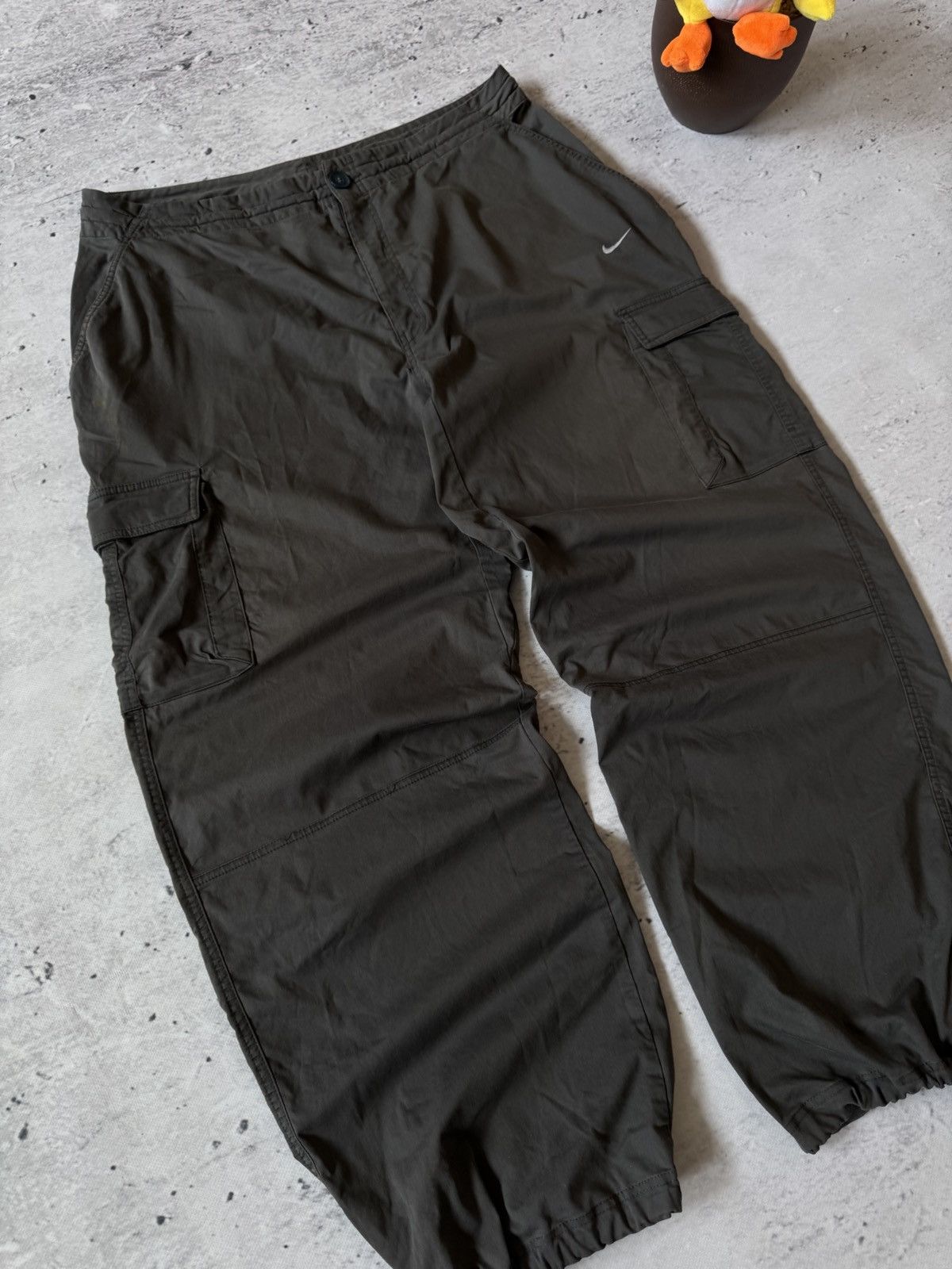 Nike × Vintage NIKE CARGO VINTAGE Y2K OVERSIZE BAGGY FIT PANTS SWEATPANTS Size US 34 / EU 50 - 2 Thumbnail