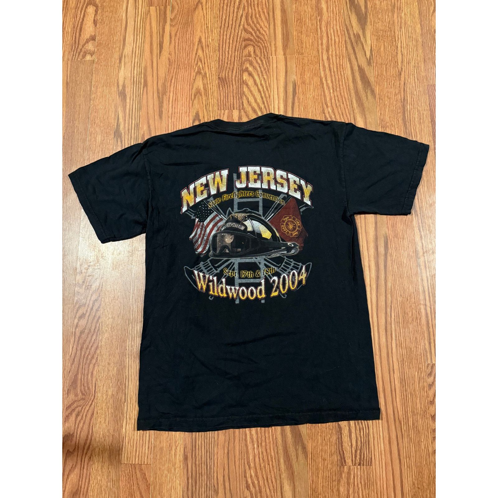 Gildan 2004 New Jersey State Firefighters Convention Size US M / EU 48-50 / 2 - 4 Thumbnail