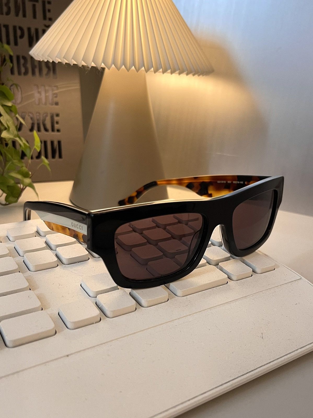 Gucci Vintage Sunglasses GG1301S 003 Made in Japan