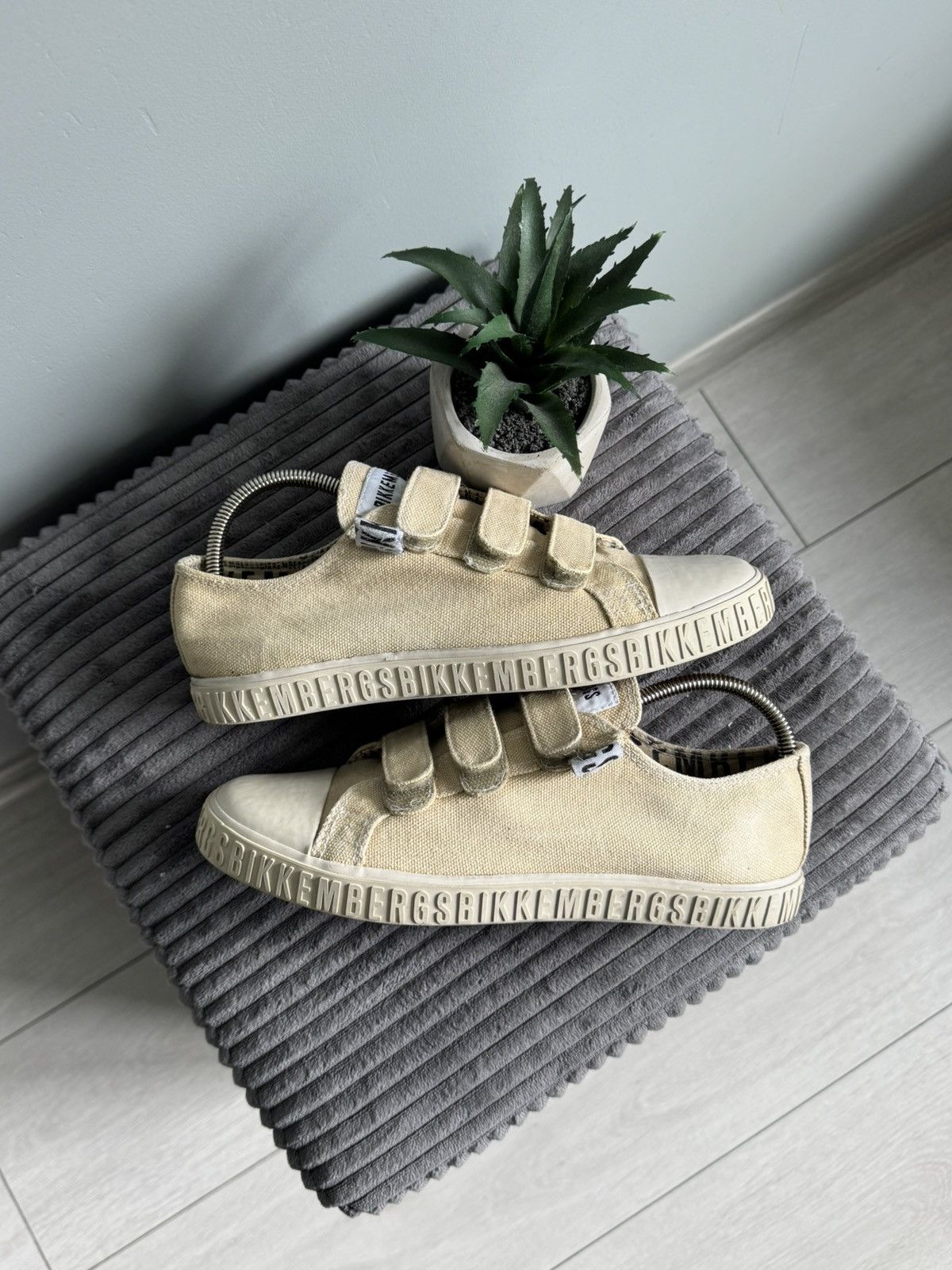 Dirk Bikkembergs Dirk Bikkembergs Canvas Y2K Shoes Sneakers Size US 6 / IT 36 - 1 Thumbnail