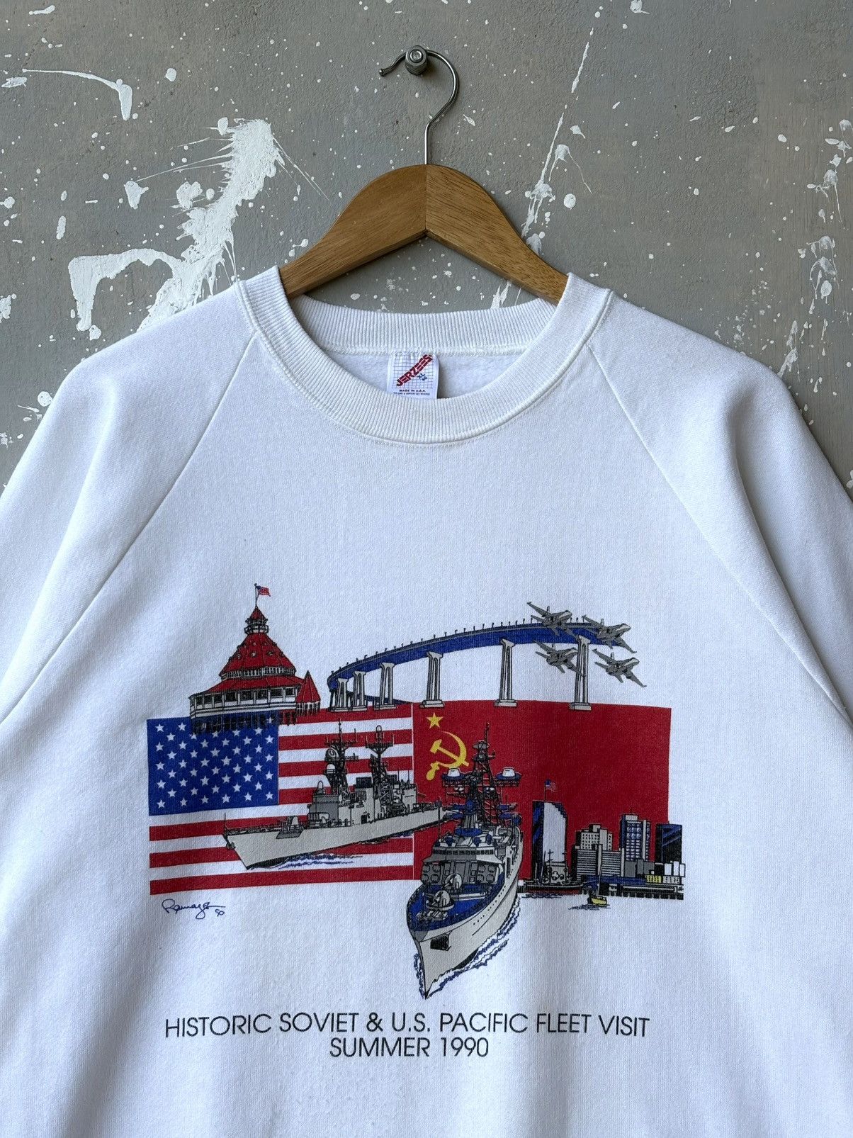 Vintage Vintage 90s Historic Soviet & U.S. Crewneck Sweatshirt Size US XL / EU 56 / 4 - 2 Thumbnail