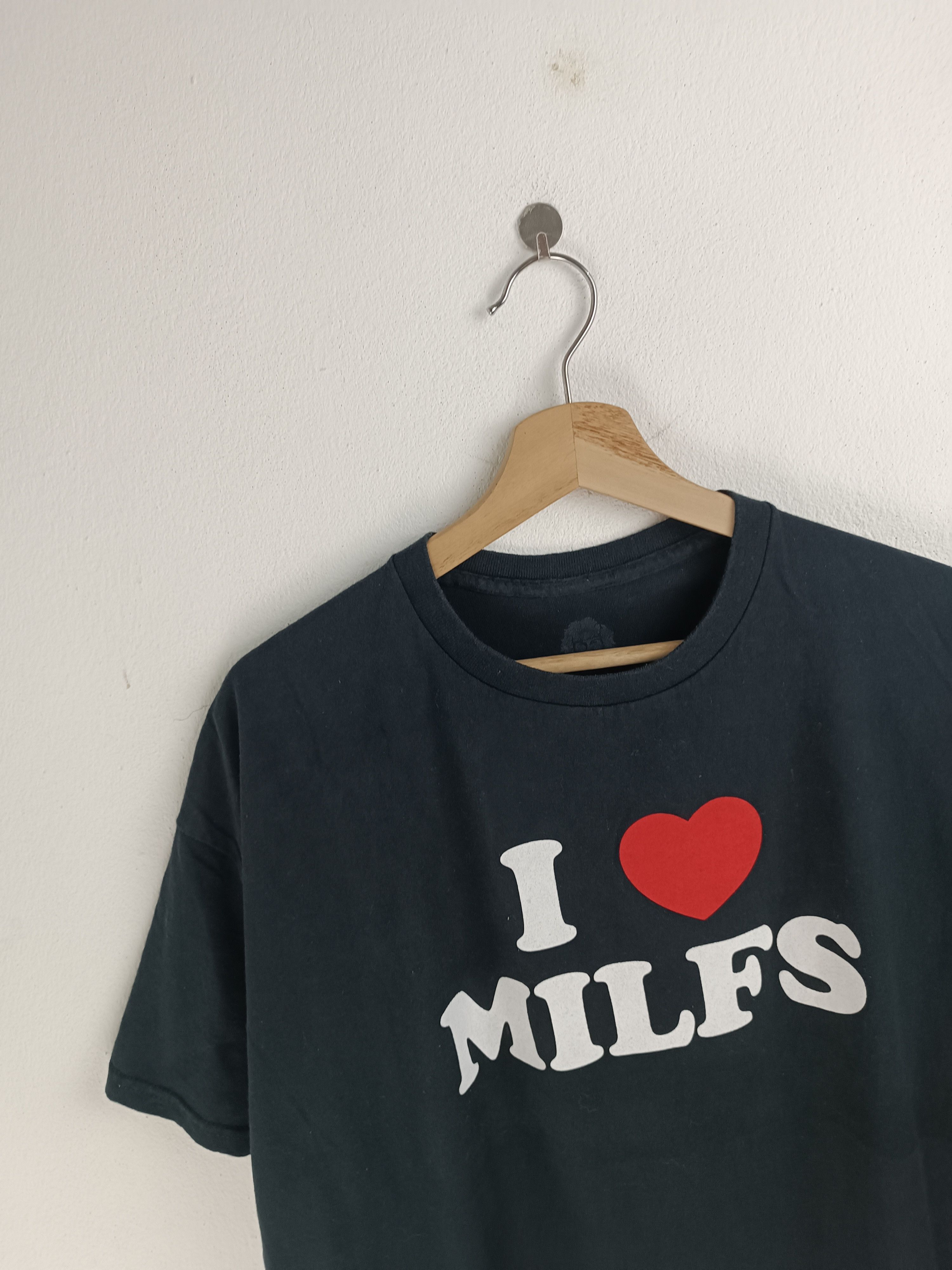 Vintage VINTAGE I LOVE MILF DANNY DUNCAN FUNNY ADULTS HUMOR TEE Size US XL / EU 56 / 4 - 5 Thumbnail