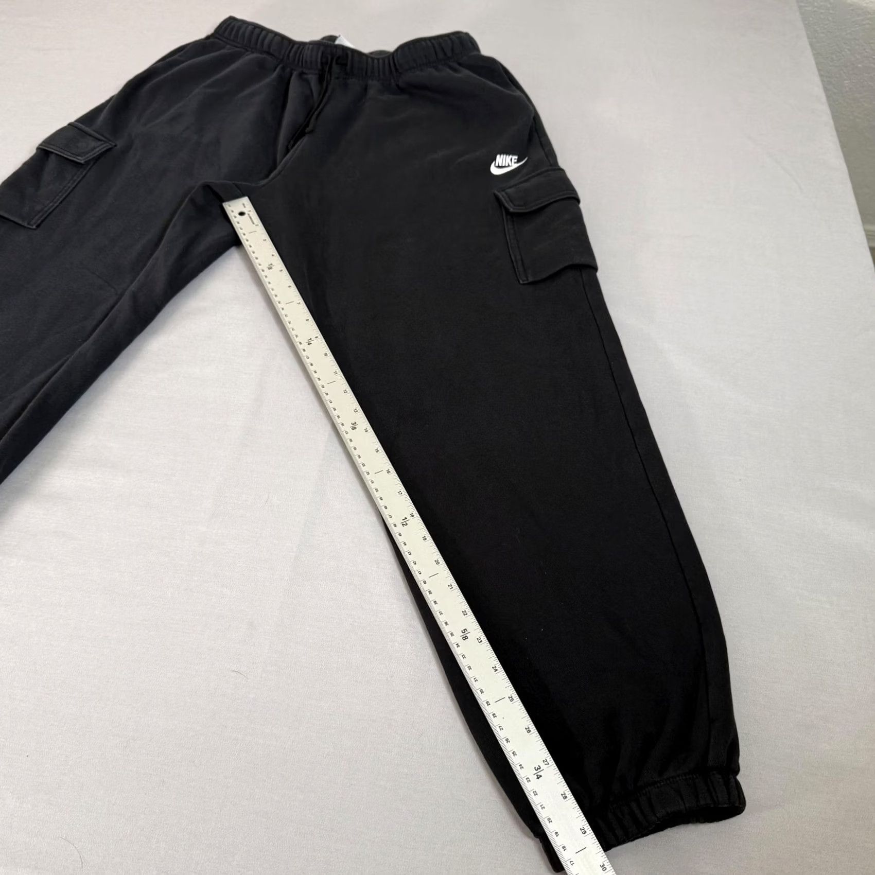 Nike Nike Pants Mens Large Black Fleece Cargo Joggers Sweatpants Pockets Size US 33 - 5 Thumbnail