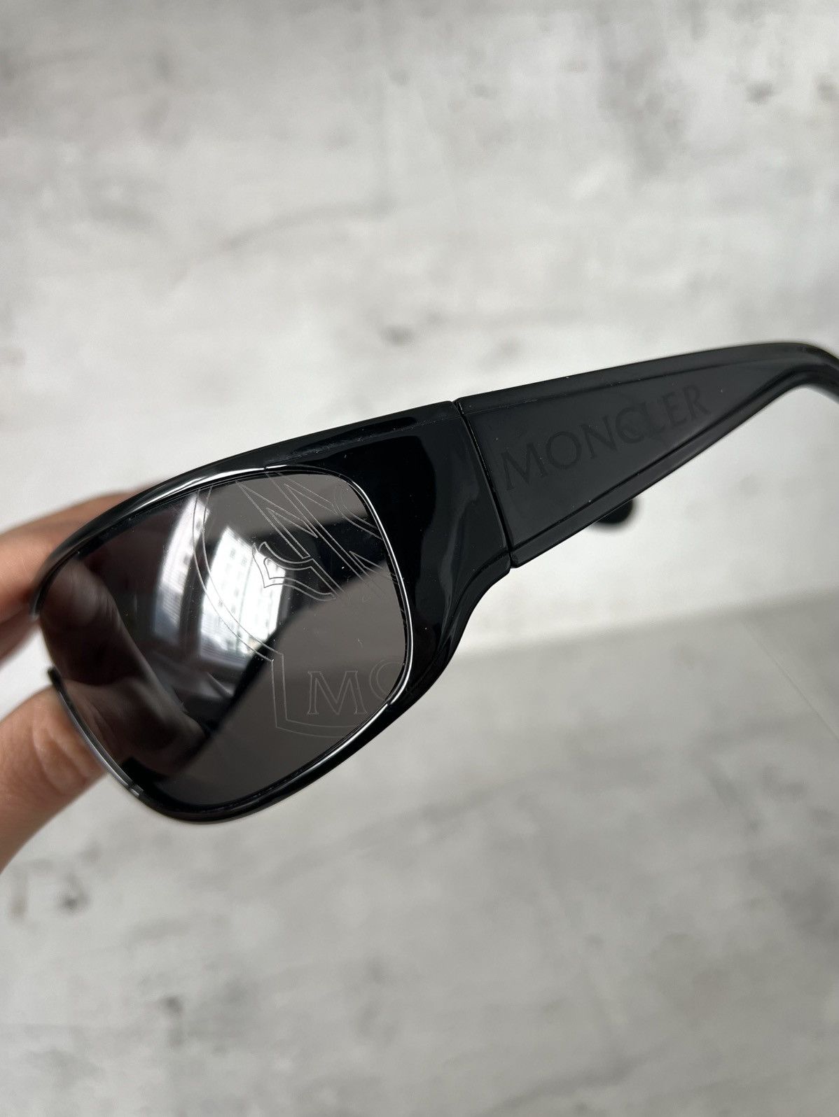 1017 ALYX 9SM × Moncler 1017 ALYX 9SM x Moncler Sunglasses Size ONE SIZE - 2 Thumbnail