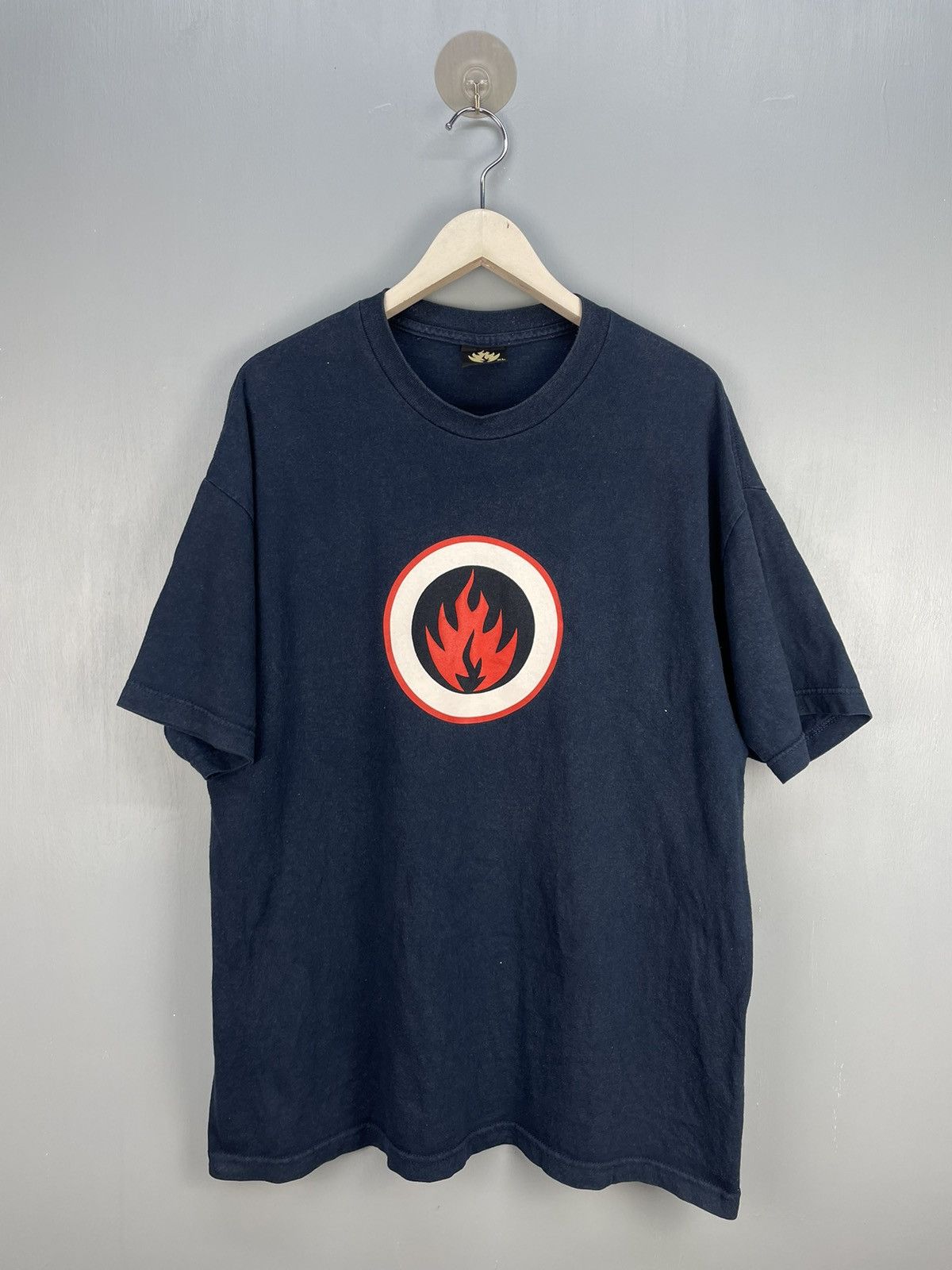 Black Label Vintage 90s Black Label skateboard t shirt Size US XL / EU 56 / 4 - 1 Thumbnail