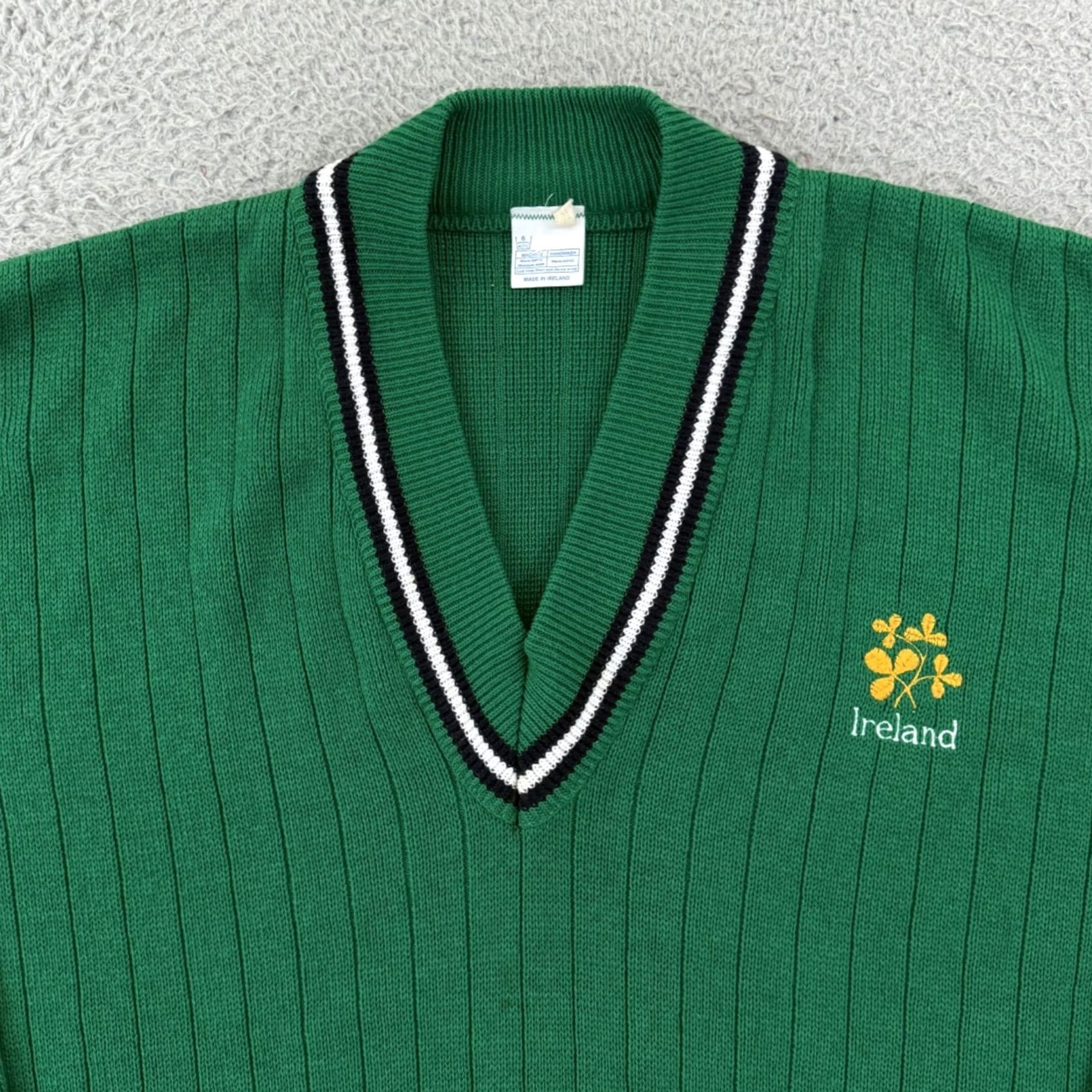 Vintage VINTAGE Country Collection Sweater Mens XL Green Ireland Knit V Neck Academia Preppy Pullover Crew Neck Size US XL / EU 56 / 4 - 3 Thumbnail
