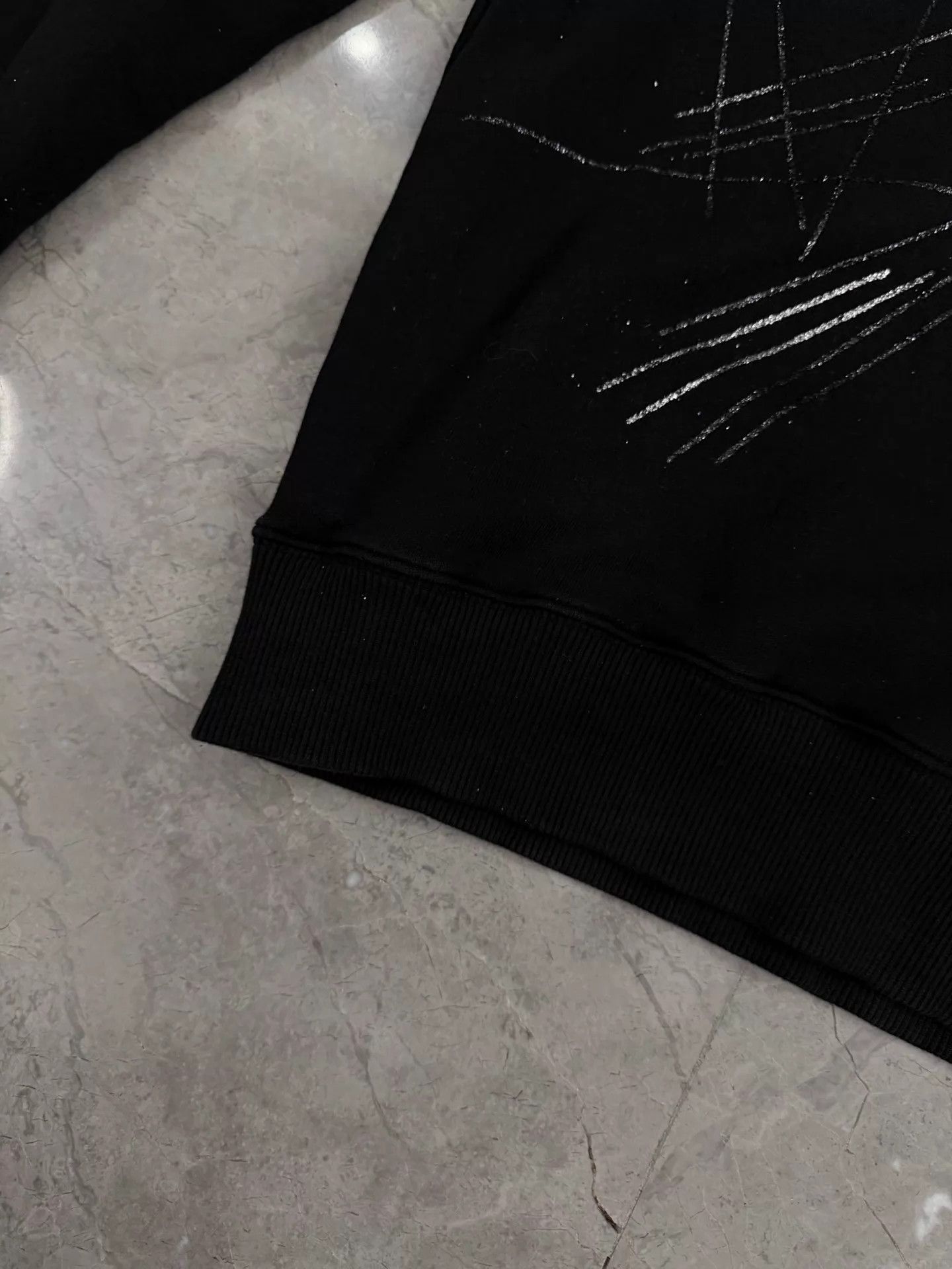 Saint Laurent Paris SLP Black Crewneck Sweatshirt - Bright Pink Firework Print S Size US S / EU 44-46 / 1 - 3 Thumbnail