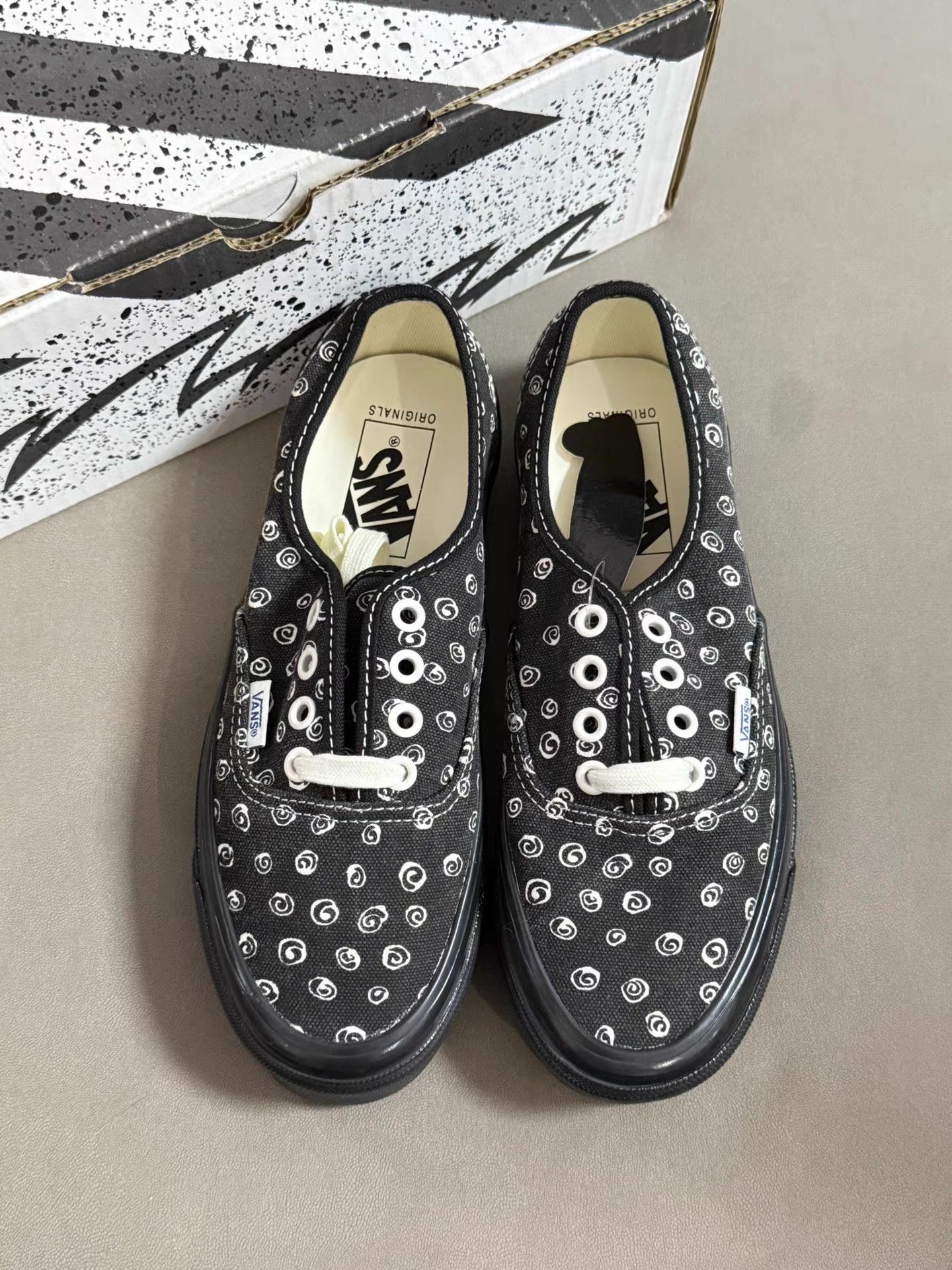 Vans Vans Authentic LX Low-top anti-slip unisex sneakers Ｑ20 Size US 6.5 / IT 36.5 - 1 Thumbnail