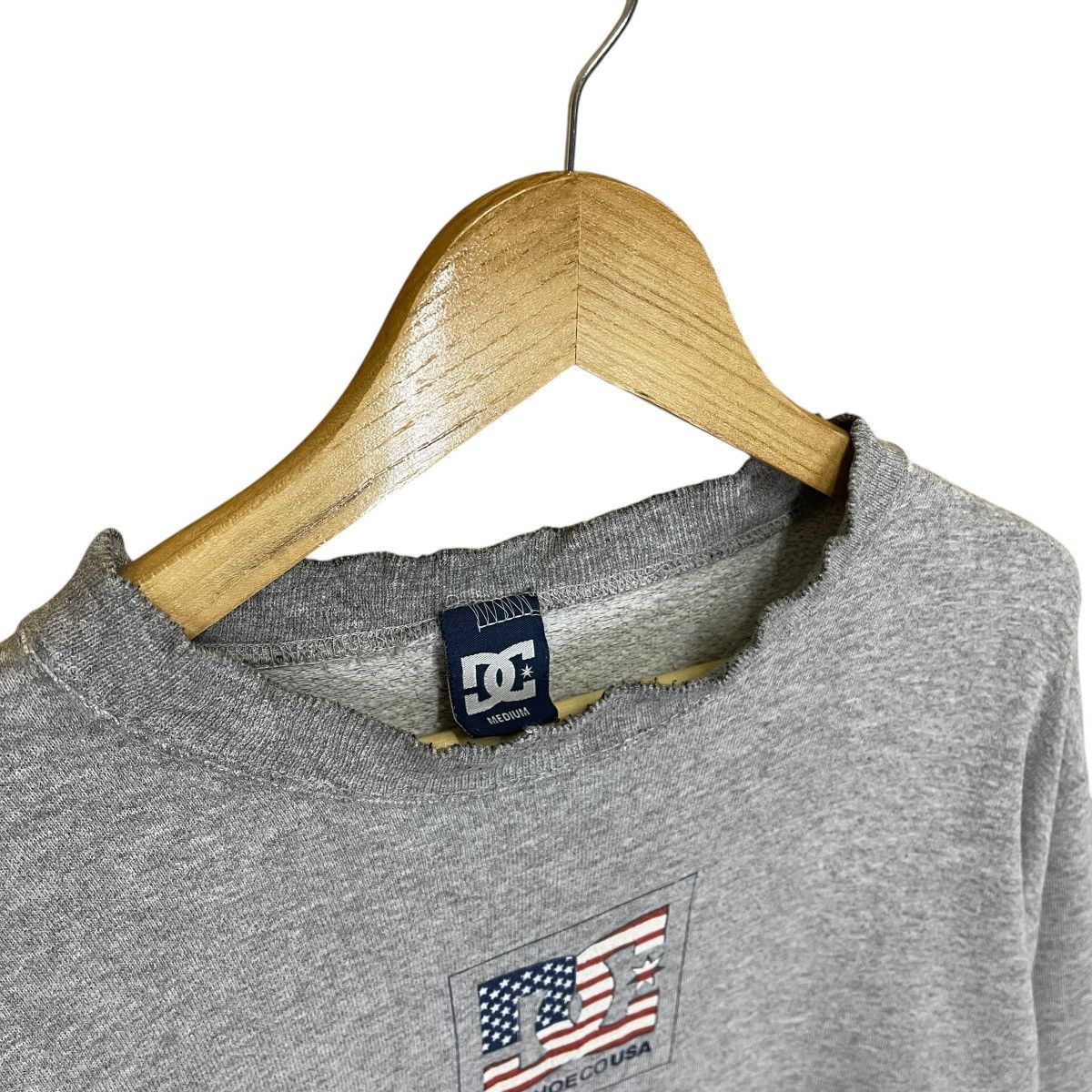 DC Vintage DC Shoes Co Big Logo Crewneck Sweatshirt Size US M / EU 48-50 / 2 - 5 Thumbnail
