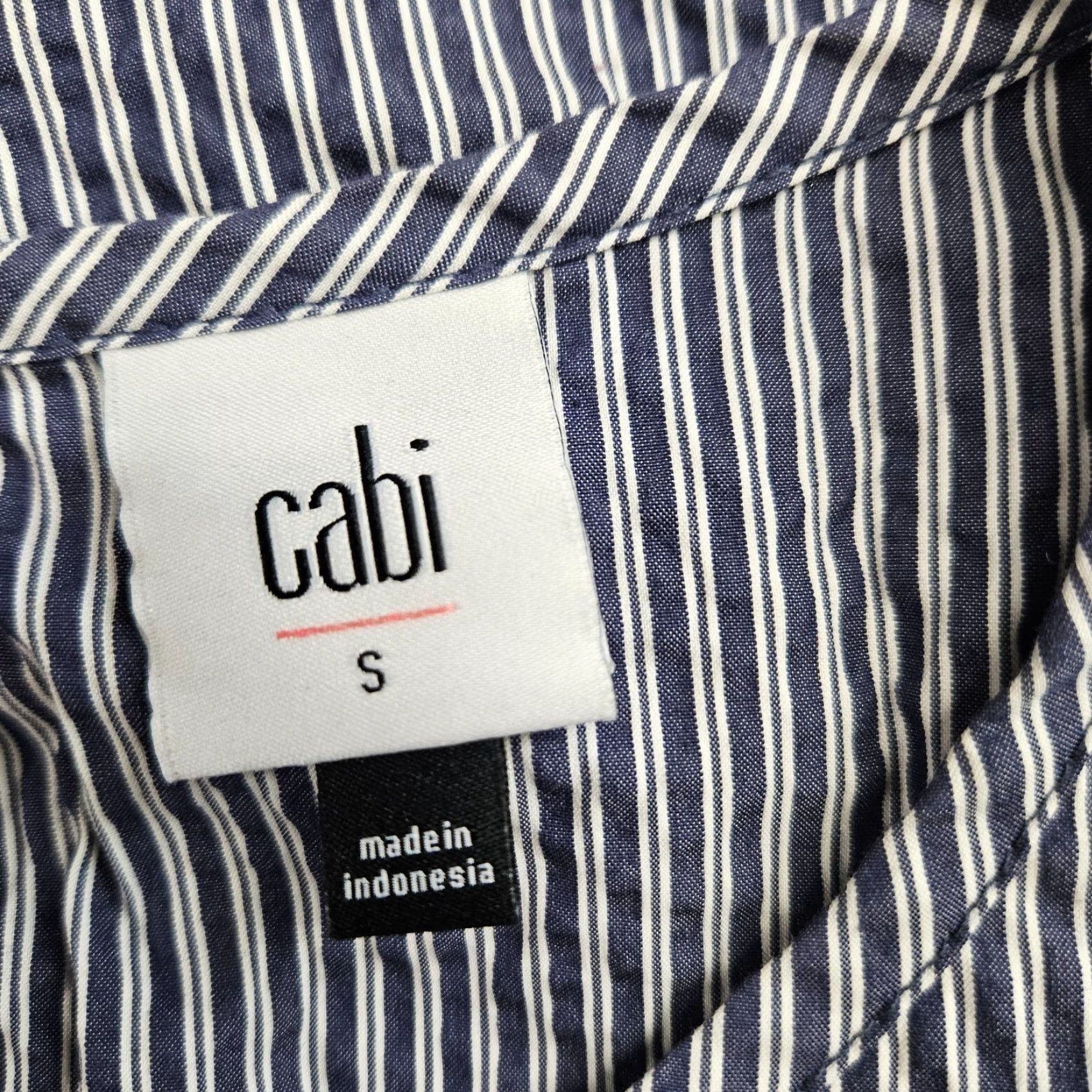Vintage Cabi Blouse Shirt Womens Lace Flutter Top Sz Small Blue Striped Seersucker Cotton Blend Vintage No Size S / US 4 / IT 40 - 5 Thumbnail