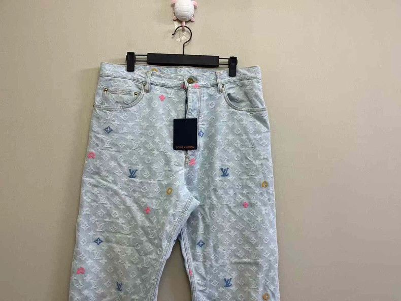 Louis Vuitton LOUIS VUITTON LV x TYLER Blue Rainbow Full -2505 Size US 32 / EU 48 - 2 Thumbnail