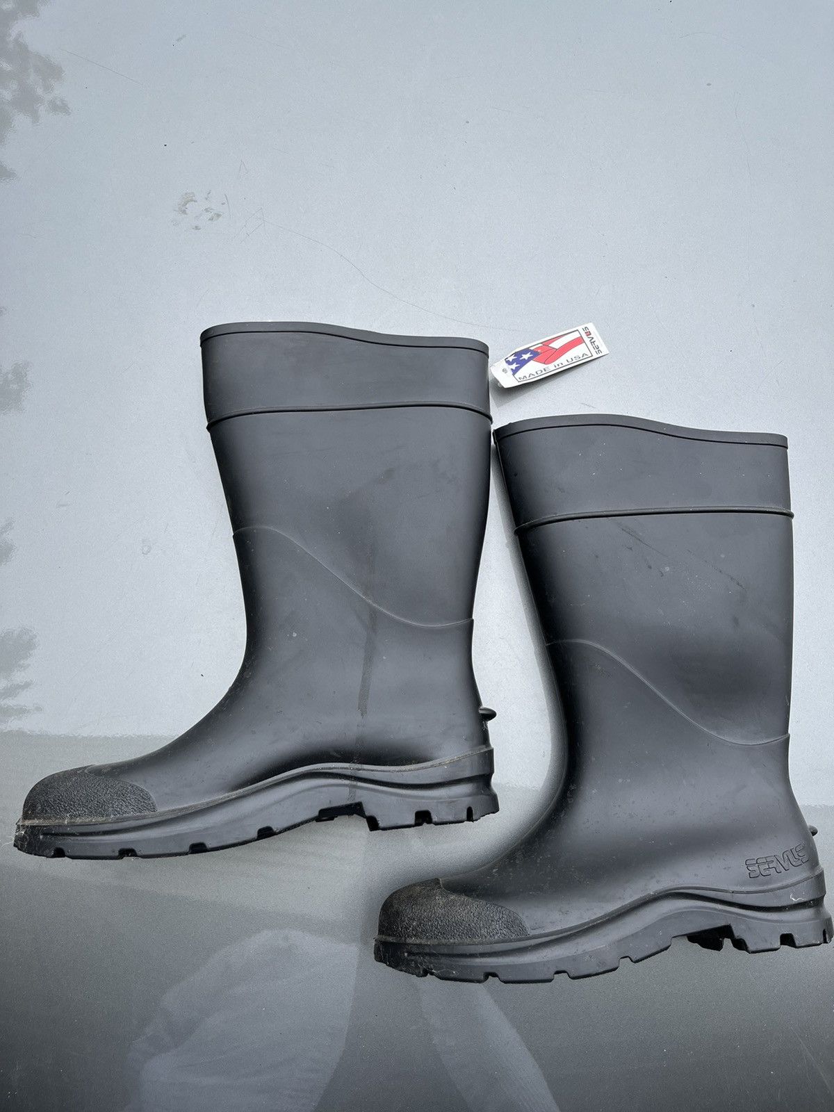 Vintage Black Puddle Boots (M10W12) Size US XL / EU 56 / 4 - 6 Thumbnail
