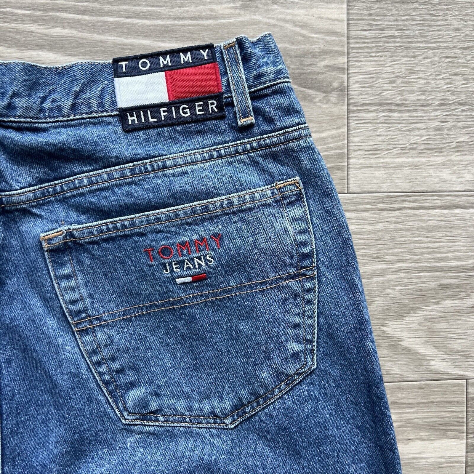 Tommy Hilfiger Vintage Y2k Tommy Hilfiger Jeans Mens 36x34 Baggy Relaxed Size US 36 / EU 52 - 4 Thumbnail
