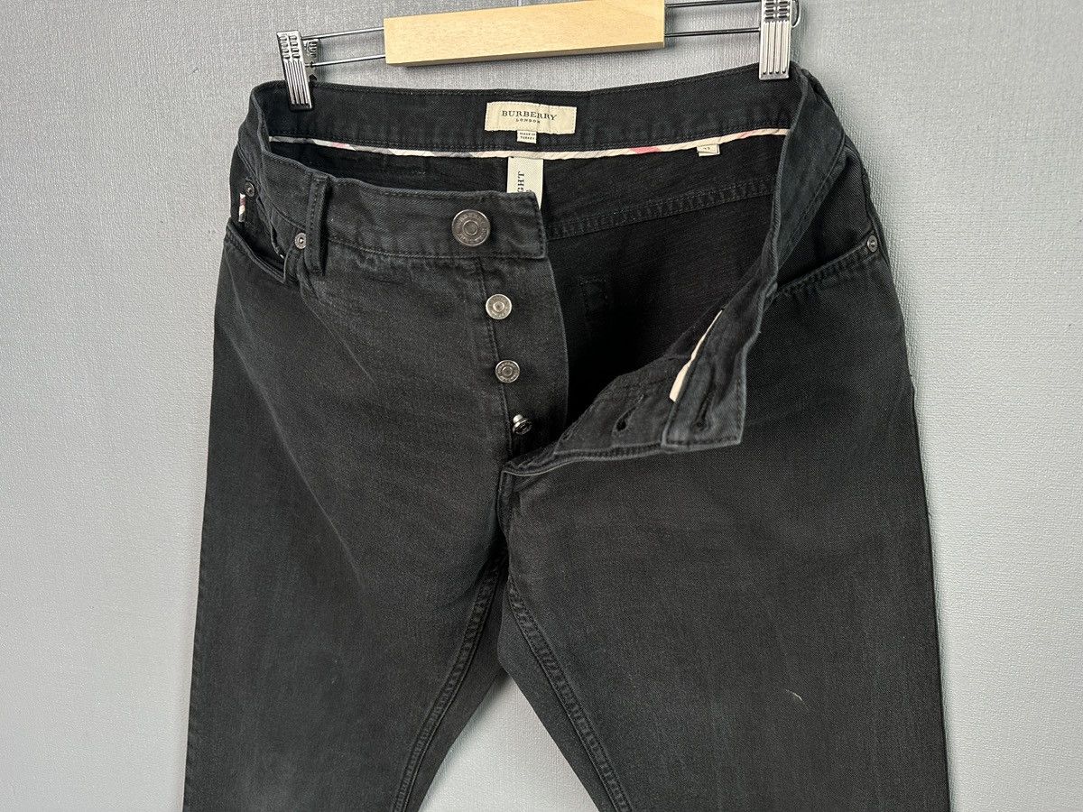 BURBERRY London Black Denim Pants Jeans size 32