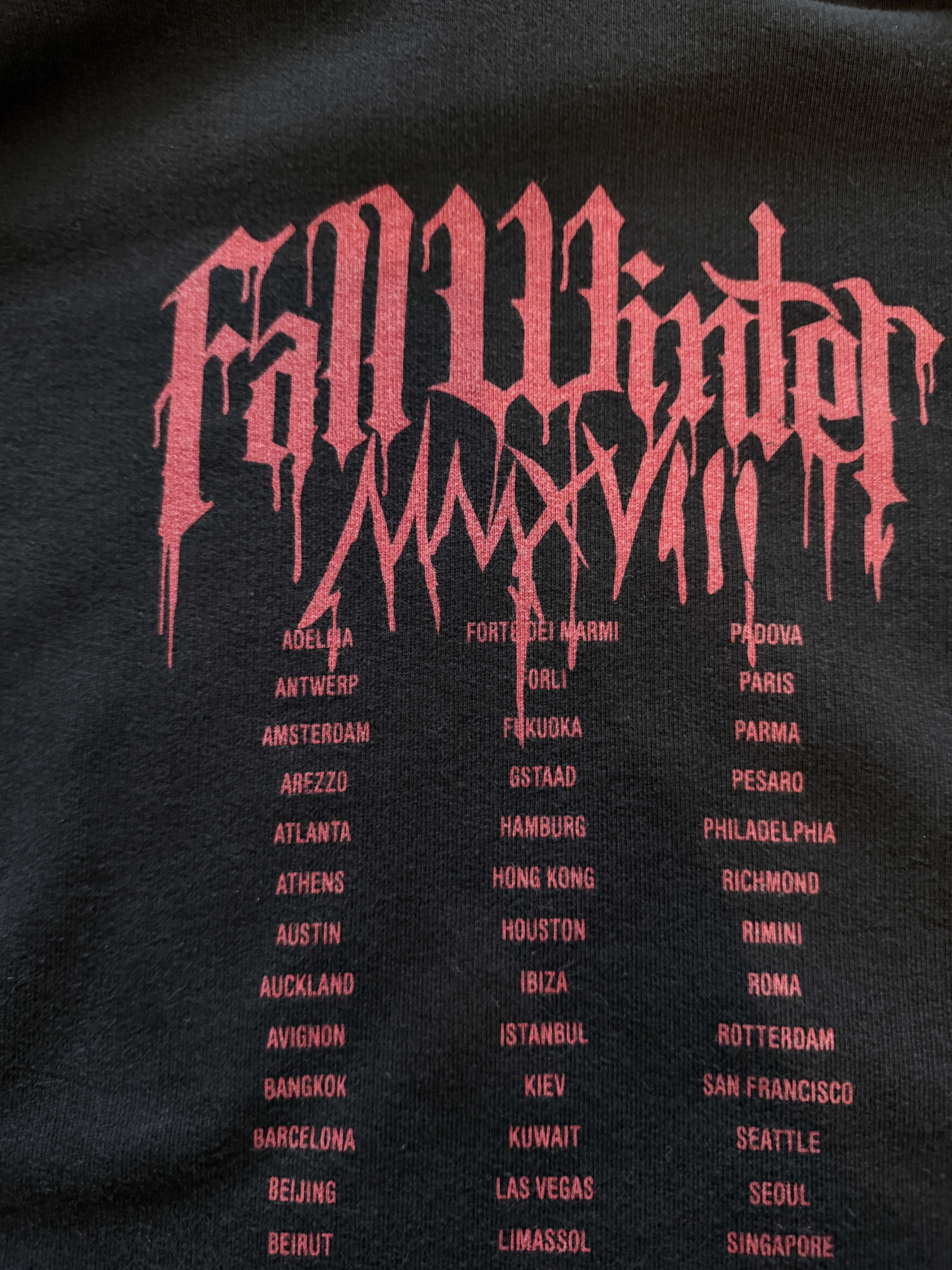 Vetements Vetements 2018 Metal Logo Tour Hoodie Black Size US L / EU 52-54 / 3 - 6 Thumbnail