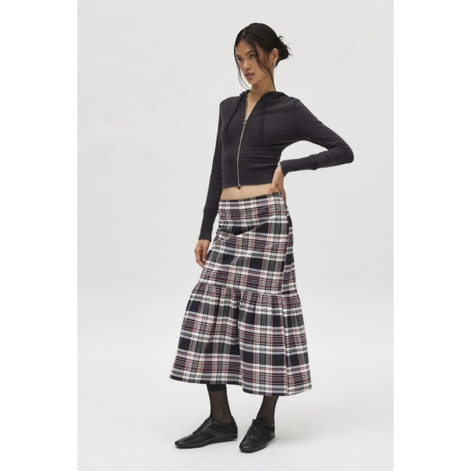 Urban Renewal Urban Outfitters Urban Renewal Remnants Plaid Midi Skirt S Size 24" / US 00 / IT 34 - 12 Thumbnail