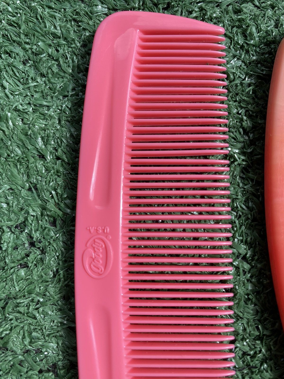 Other Vintage 80’s Goody Set Of 2 Pink Purse Pocket Combs USA Made Size ONE SIZE - 4 Thumbnail