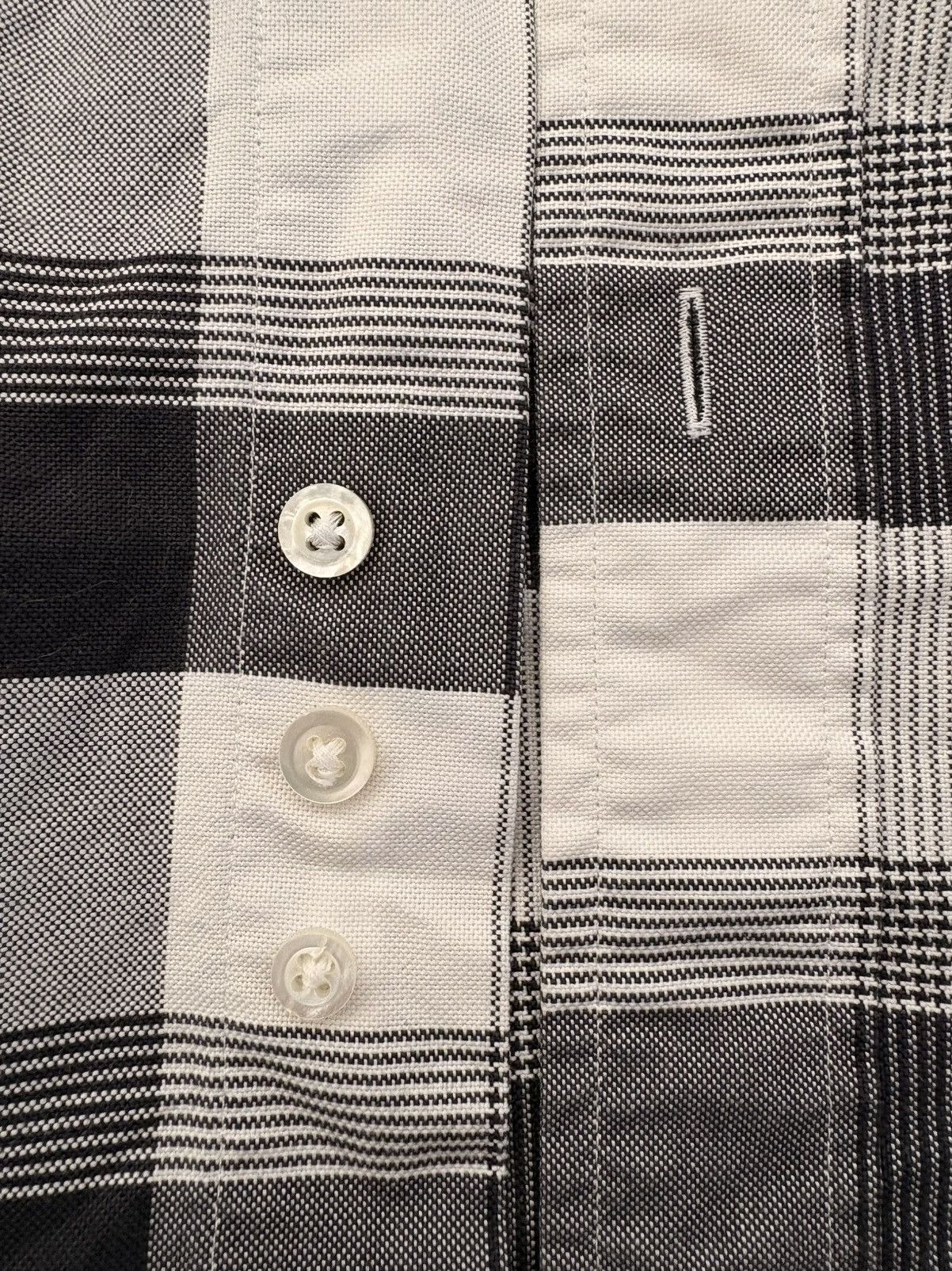 Thom Browne Thom Browne Button Down 4 Stripes Size US L / EU 52-54 / 3 - 5 Thumbnail