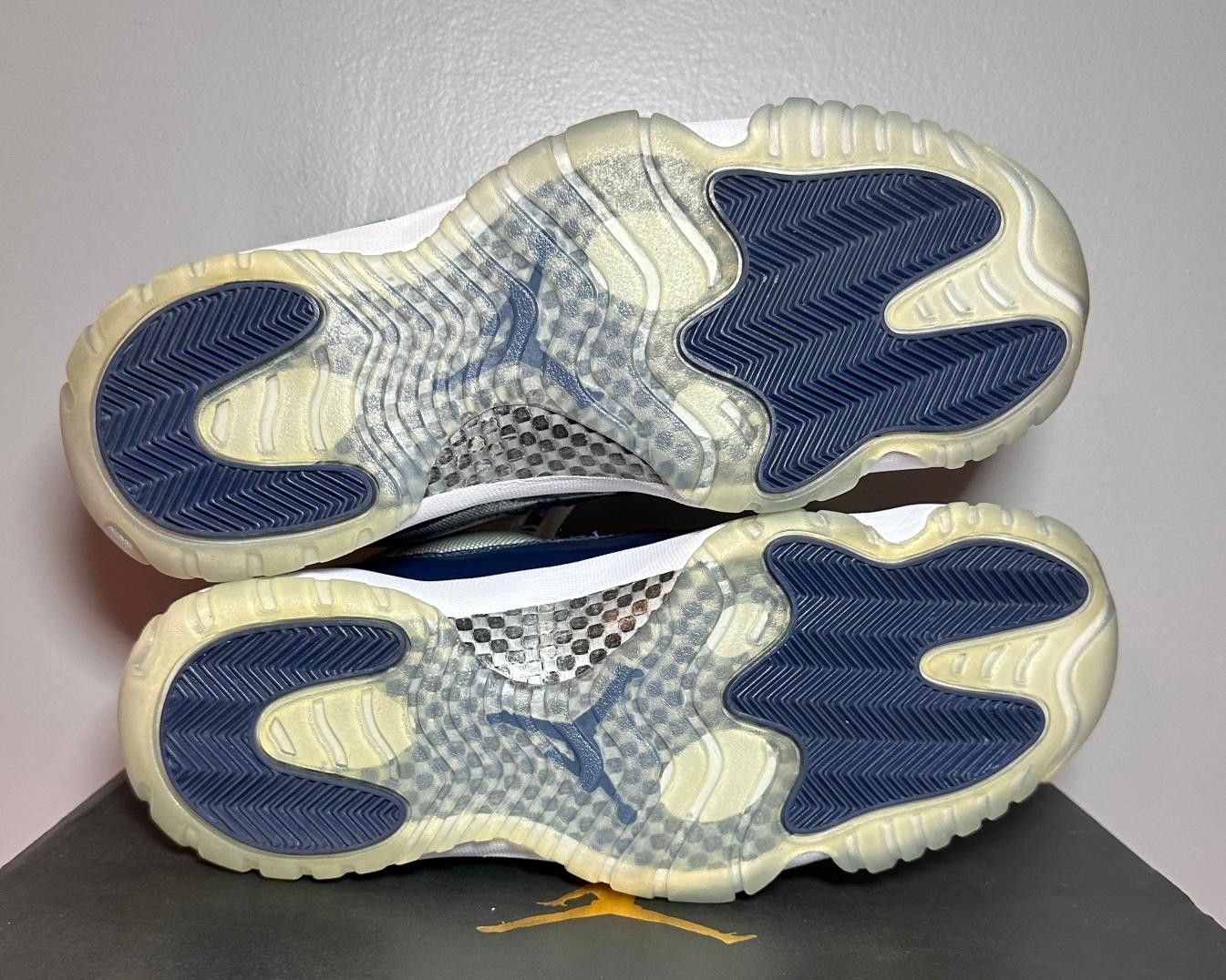 Jordan Brand × Nike Size 9.5 - Air Jordan 11 Retro Low Georgetown Size US 9.5 / EU 42-43 - 4 Thumbnail