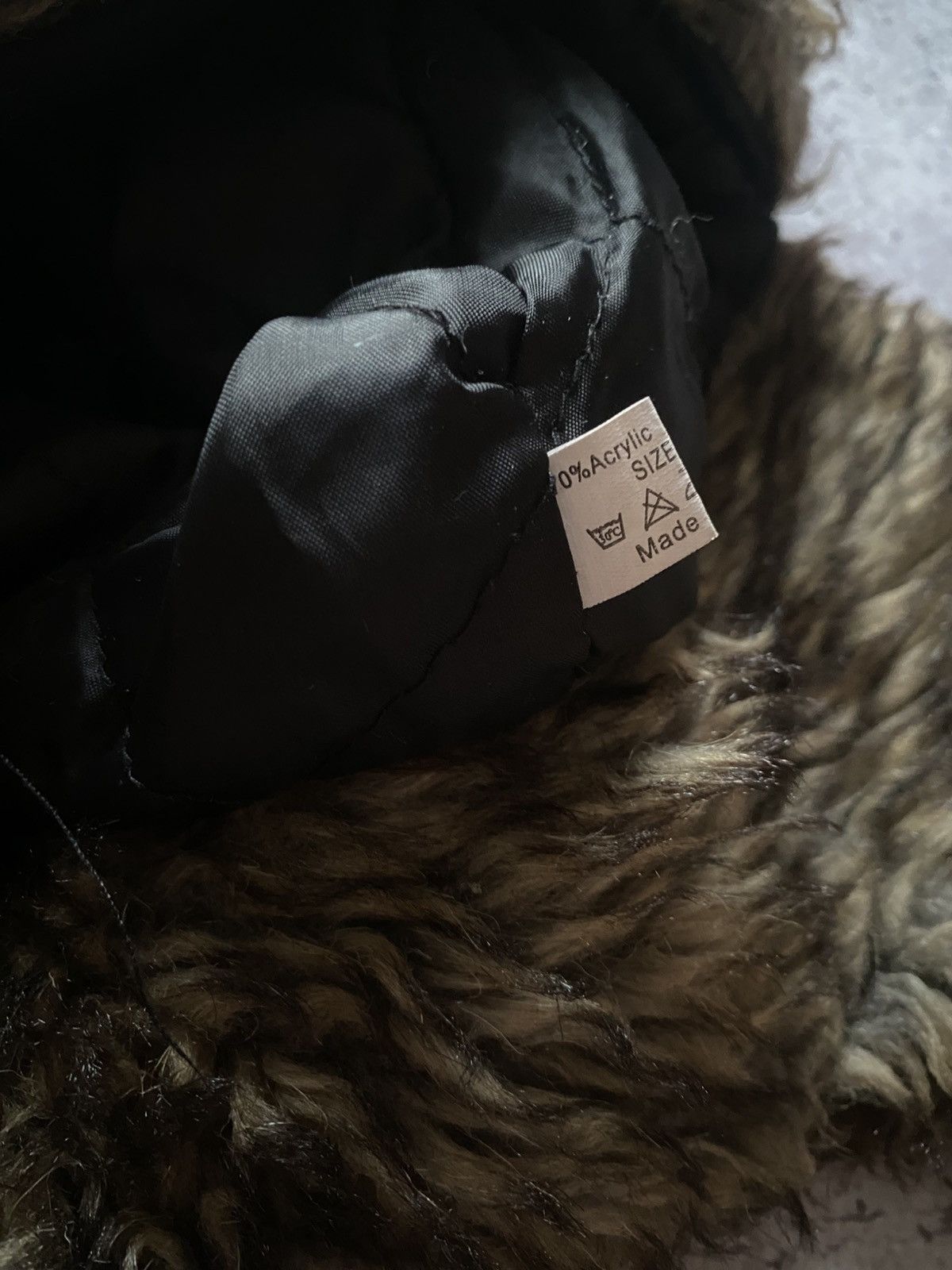 Vintage Vintage Y2K Ushanka Fur Hat Avant Garde Style Faux Mohair Size ONE SIZE - 6 Thumbnail