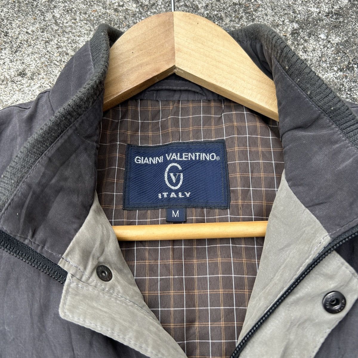 Gianni Valentino × Valentino × Vintage Vintage Gianni Valentino Italy Zipper Jacket Size US S / EU 44-46 / 1 - 2 Thumbnail